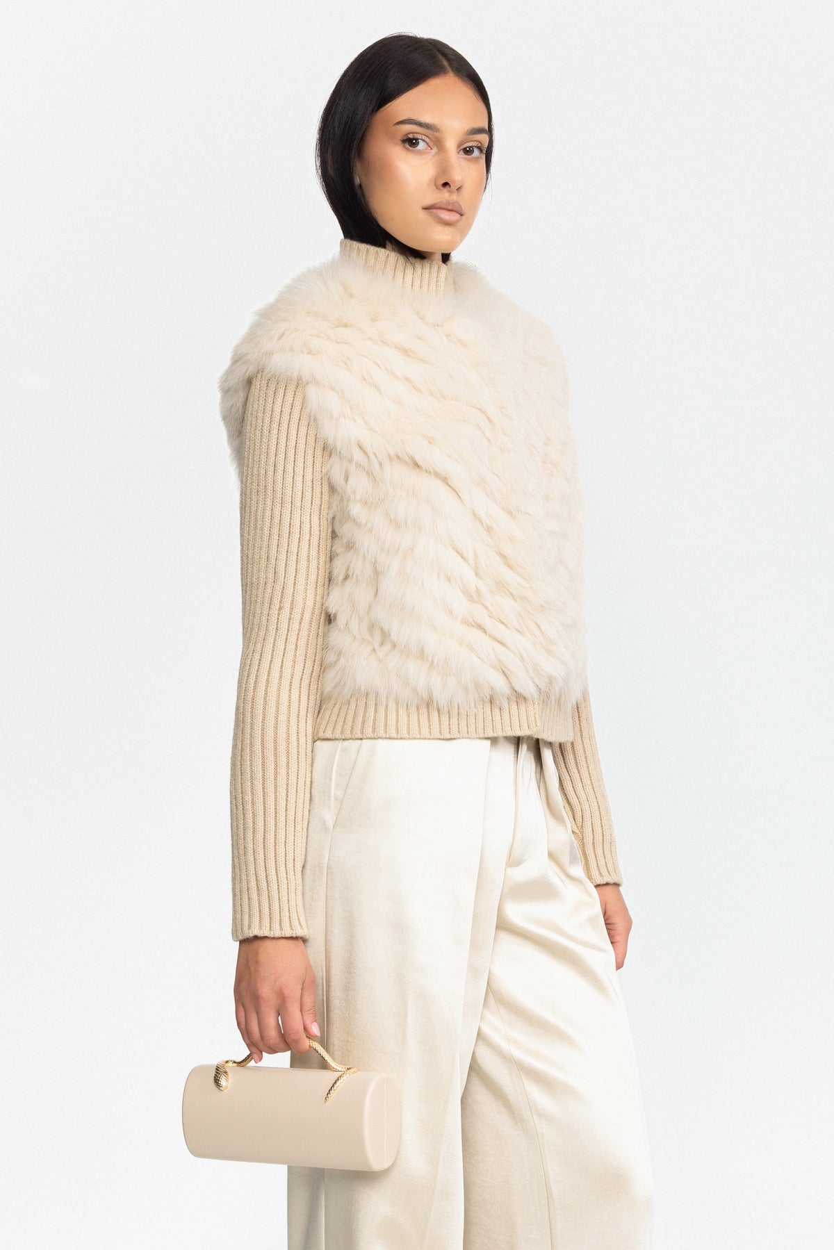Giacca in pelliccia di volpe lavorata a maglia con maniche in maglia a costine - Beige