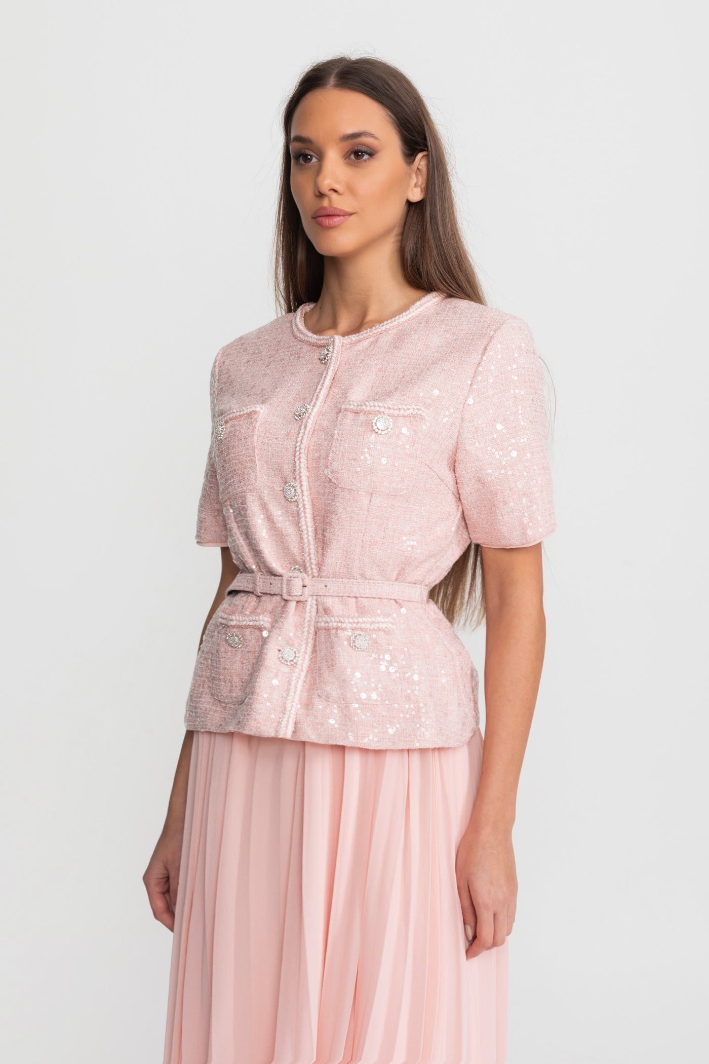 Abito midi in tweed decorato con gonna plissettata in chiffon – Rosa cipria