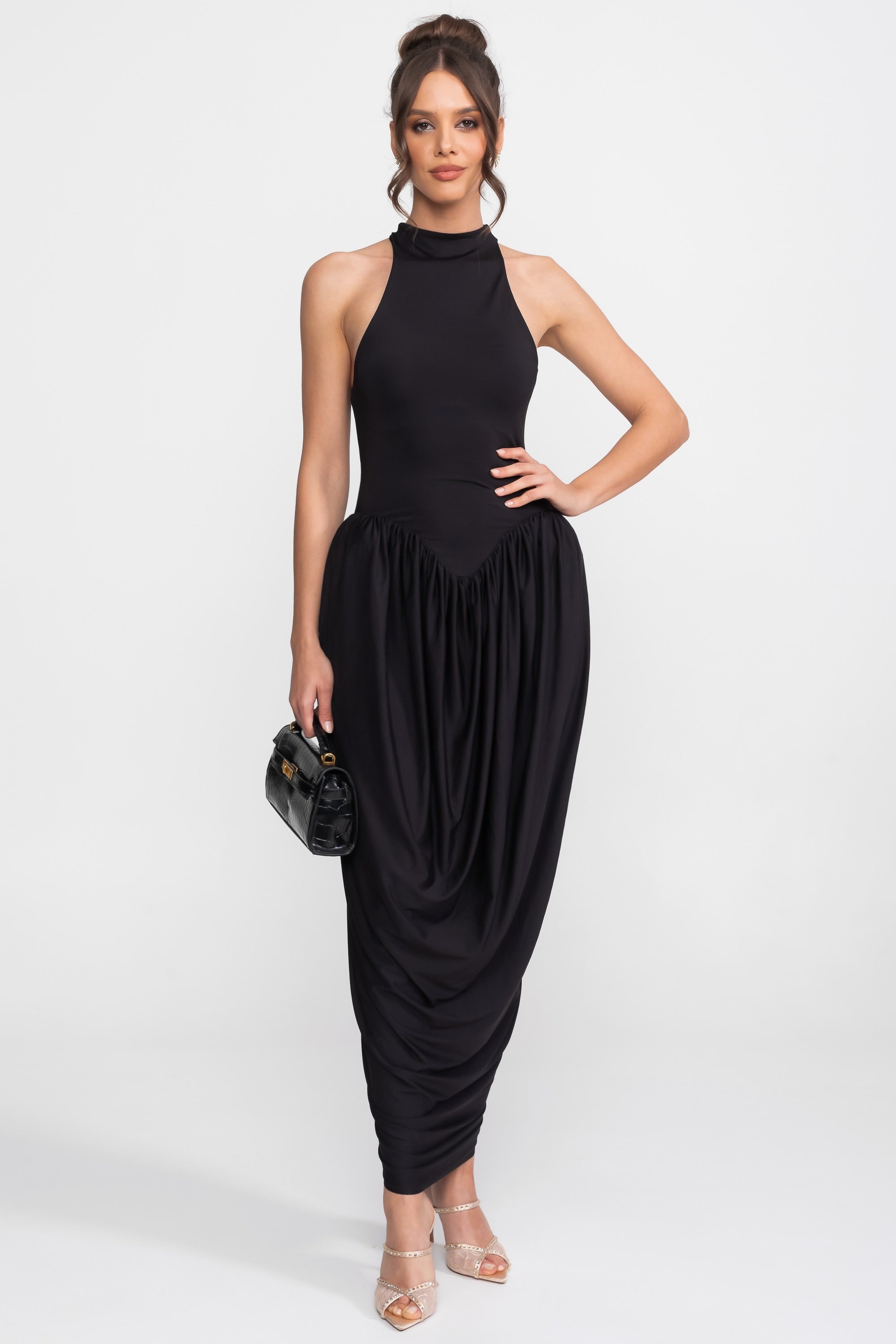 Abito Maxi Halter-Neck con Gonna a Palloncino Arricciata - Nero