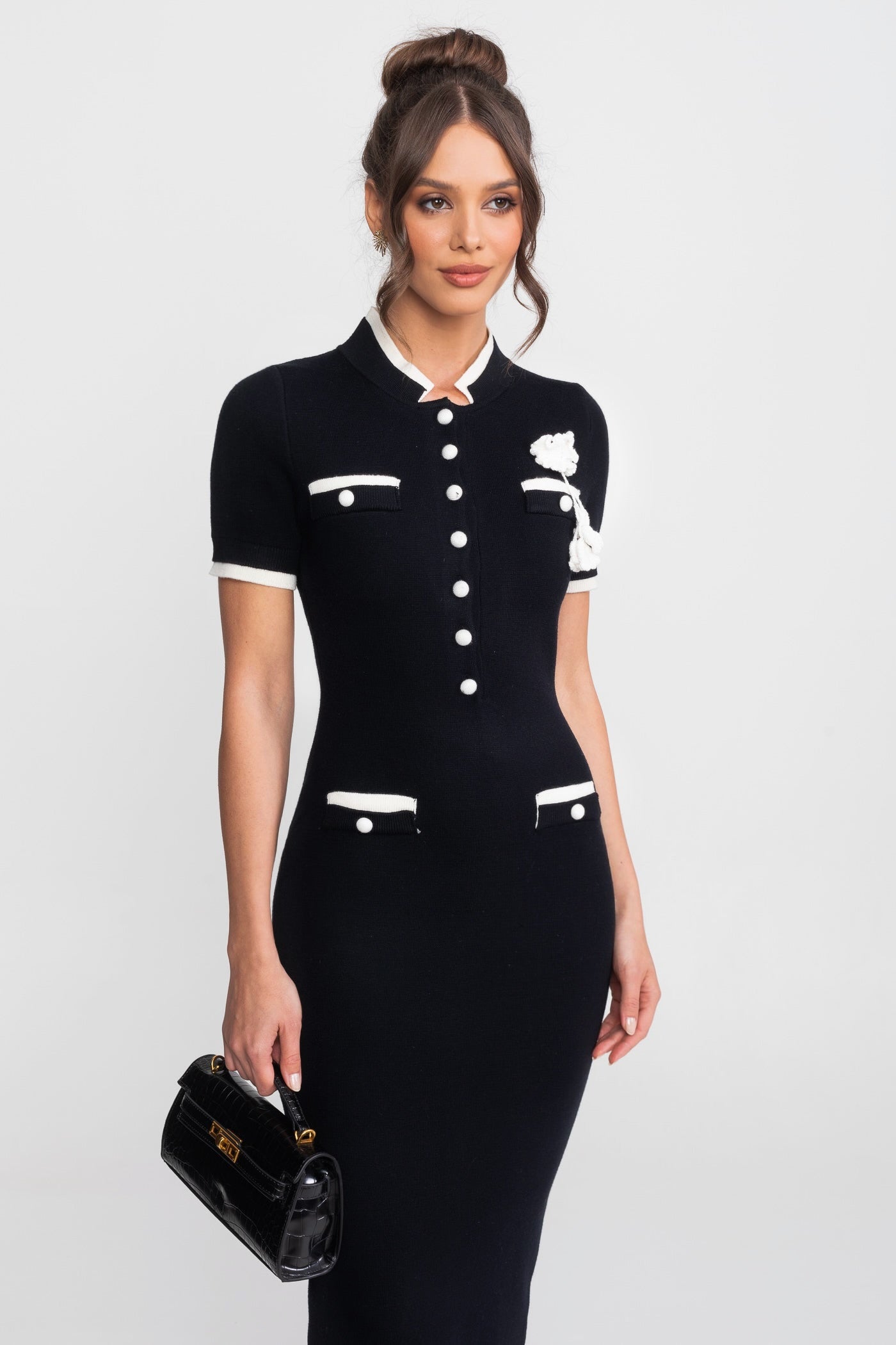 Ribbed Knit Midi Dress With Contrast Trim And Decorative Pockets - Black
