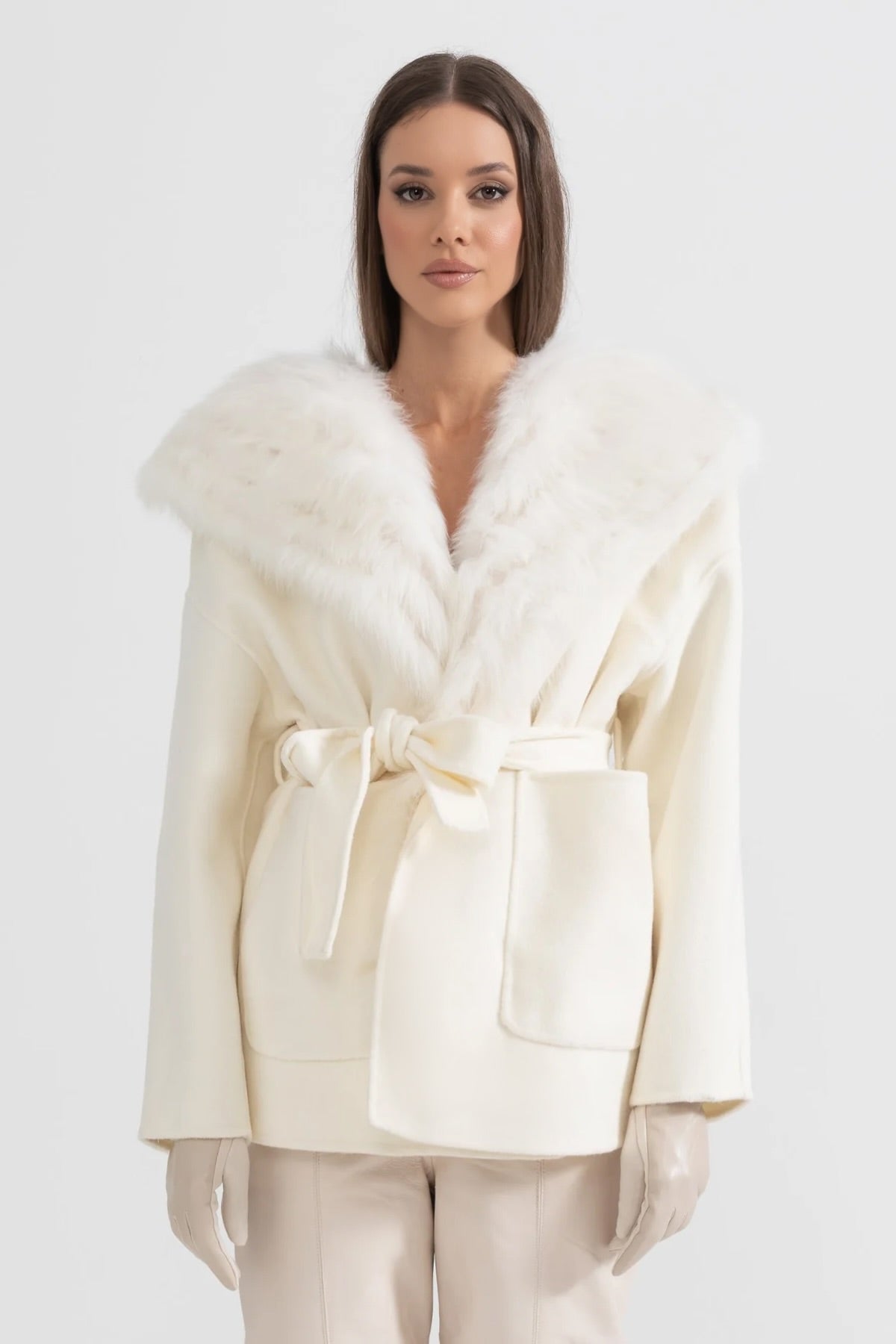 Fur-Collar Jacket With Oversized Hood And Waistband - Ivoire