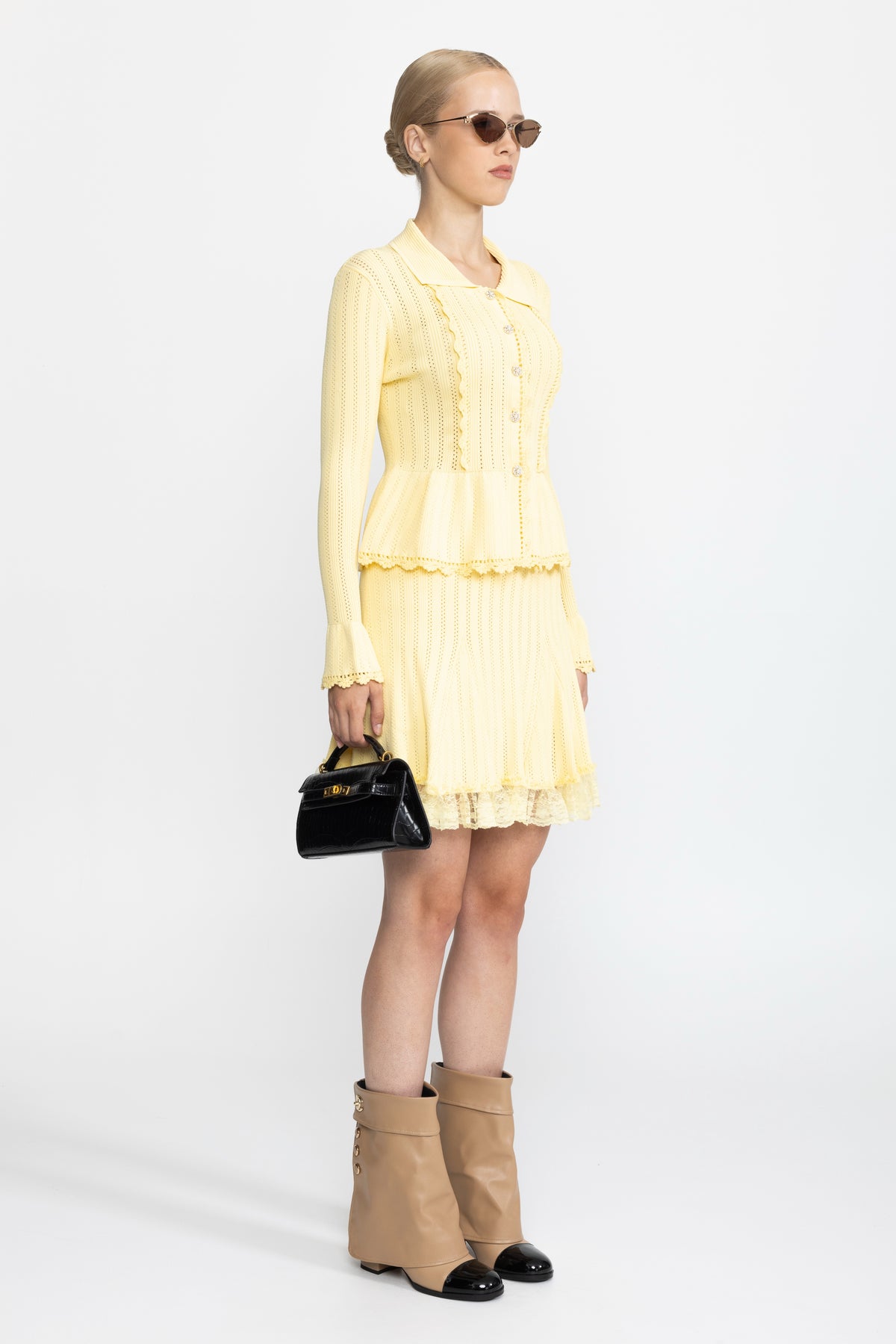 Set coordinato con cardigan peplo in maglia pointelle e gonna con orlo in pizzo - Giallo