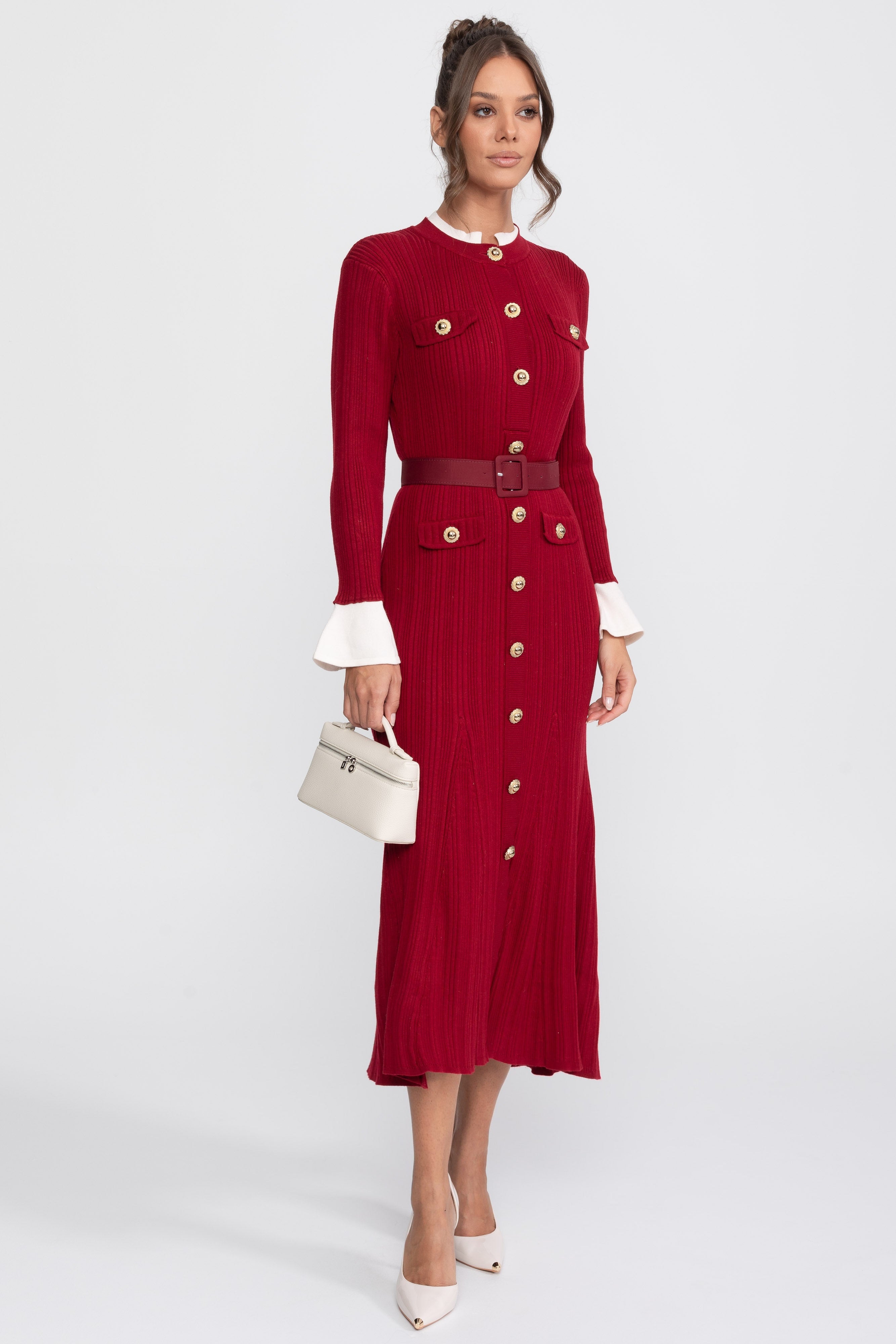 Abito Midi in Maglia a Coste con Cintura, Polsini e Colletto Bianchi - Burgundy