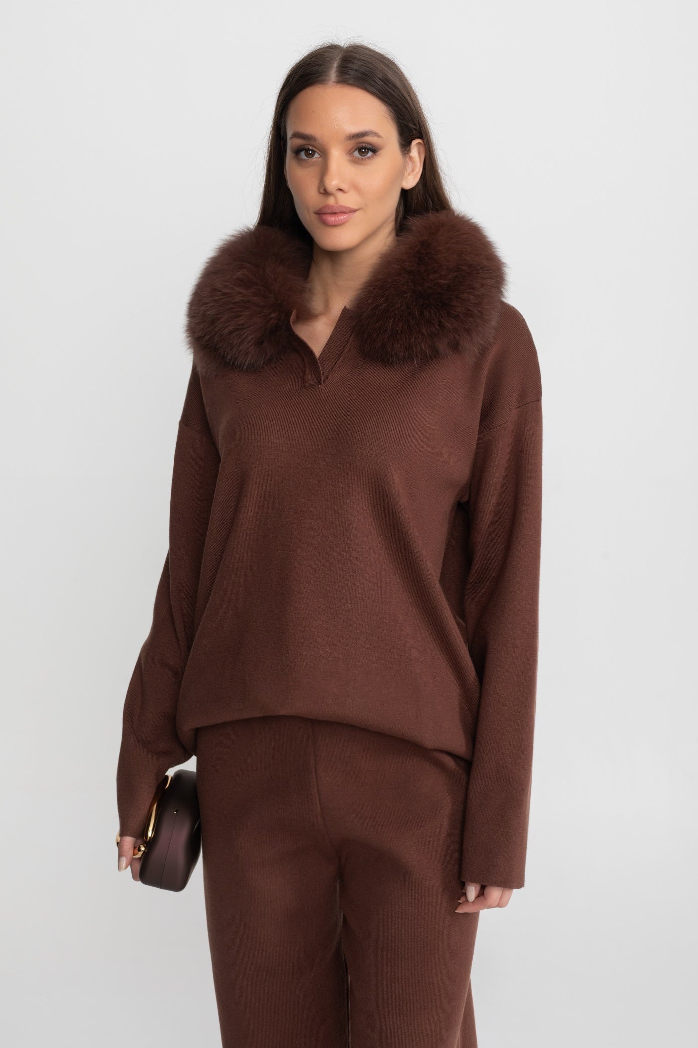 Set Coordinato Lounge in Maglia con Colletto in Pelliccia di Volpe – Marrone