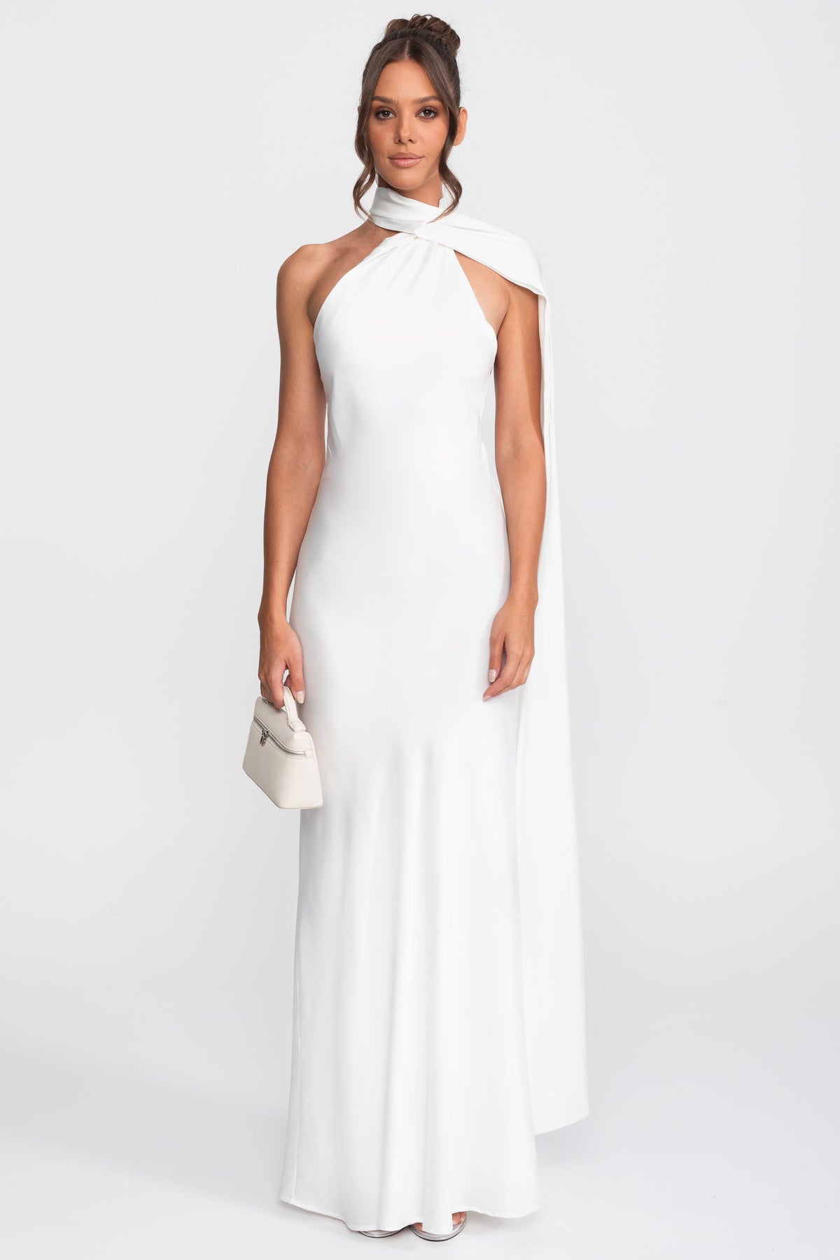Abito Slip in Satin con Scollo Halter Twist e Scollatura Asimmetrica - Bianco