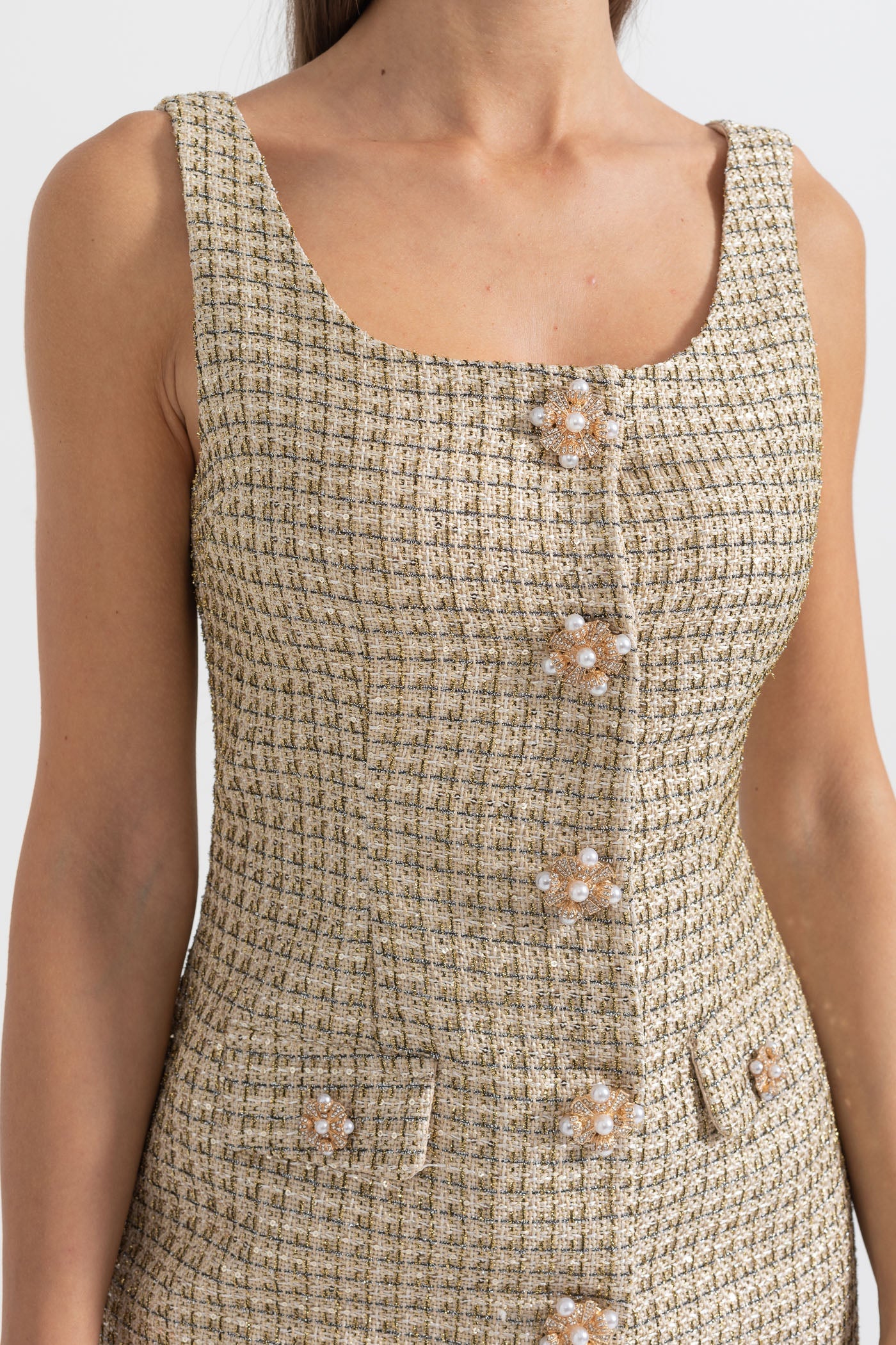 Mini Abito Fantasia con Bottoni Decorativi Dorati - Oro