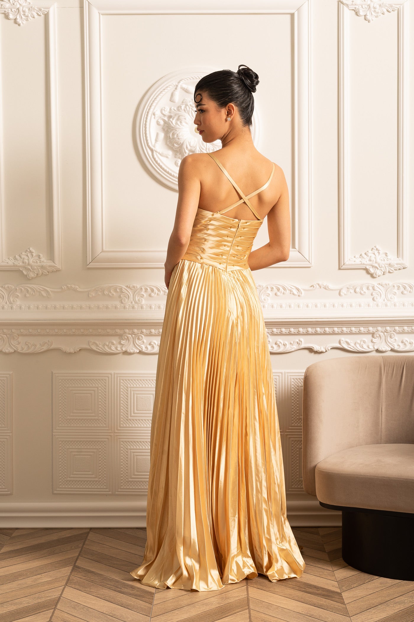 Cascade Gown With Sparkling Details - Gold