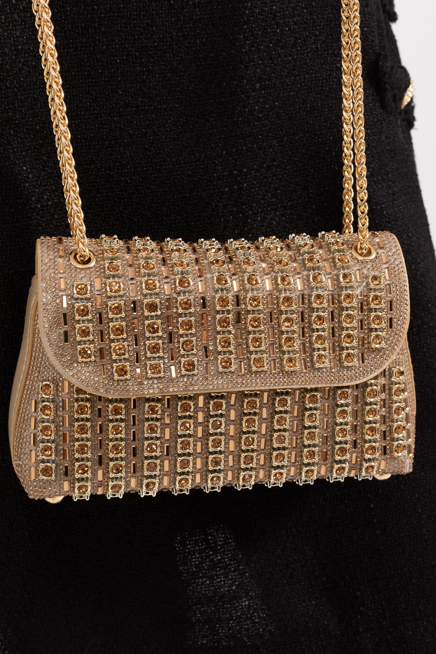 Borsa Intrecciata Scintillante con Raffinate Applicazioni di Rhinestones - Oro