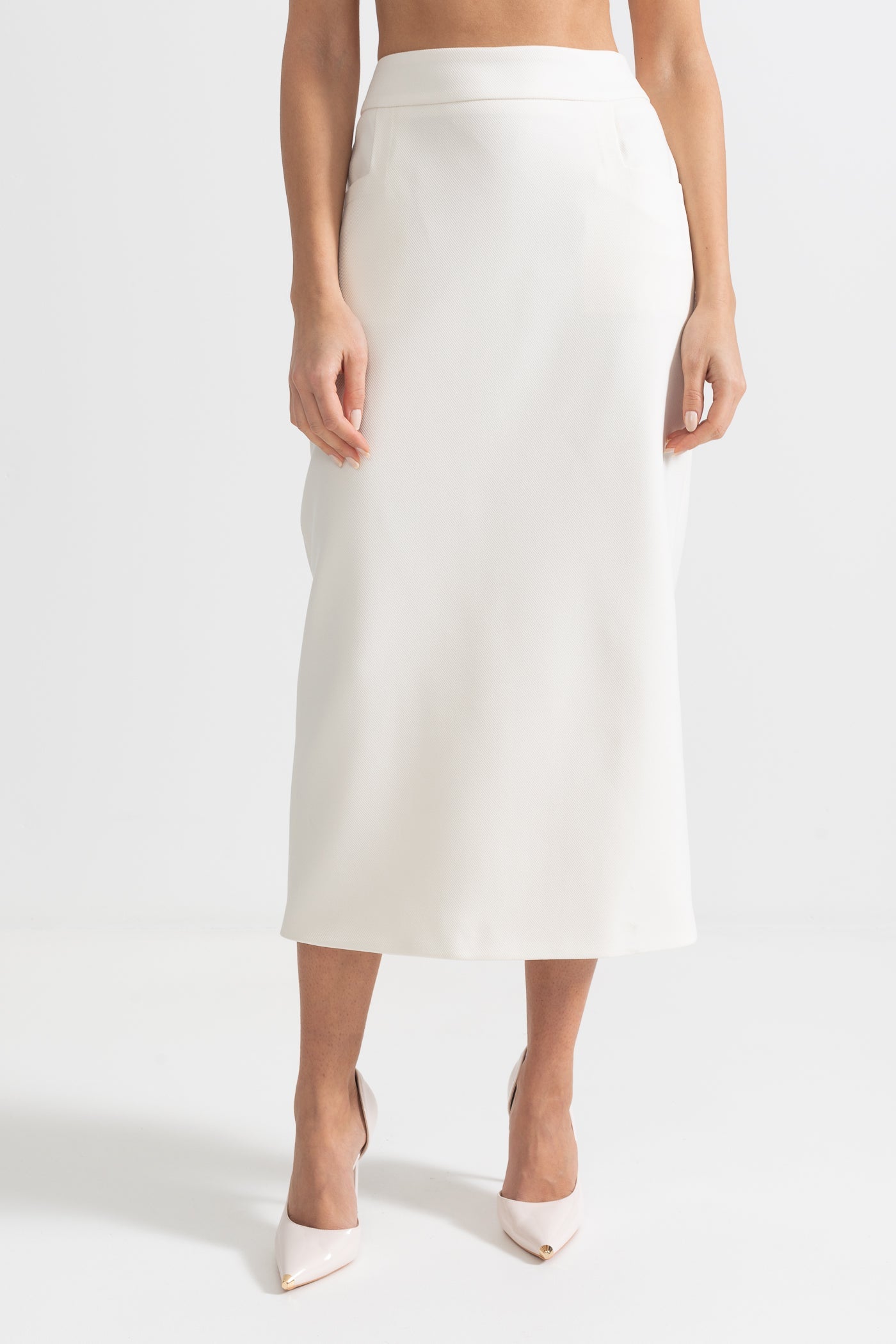 Completo Due Pezzi con Stola in Pelliccia Ecologica, Polsini e Gonna Midi - Bianco