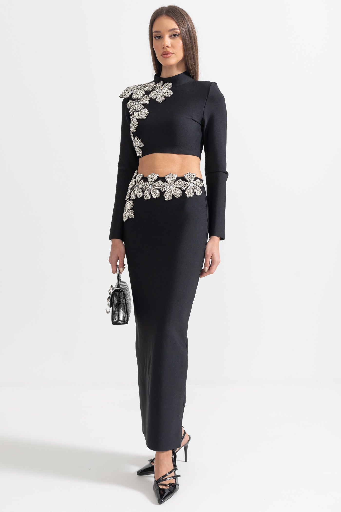 Completo in 2 Pezzi con Accento Fiore di Diamante, Top a Maniche Lunghe e Gonna Maxi - Nero