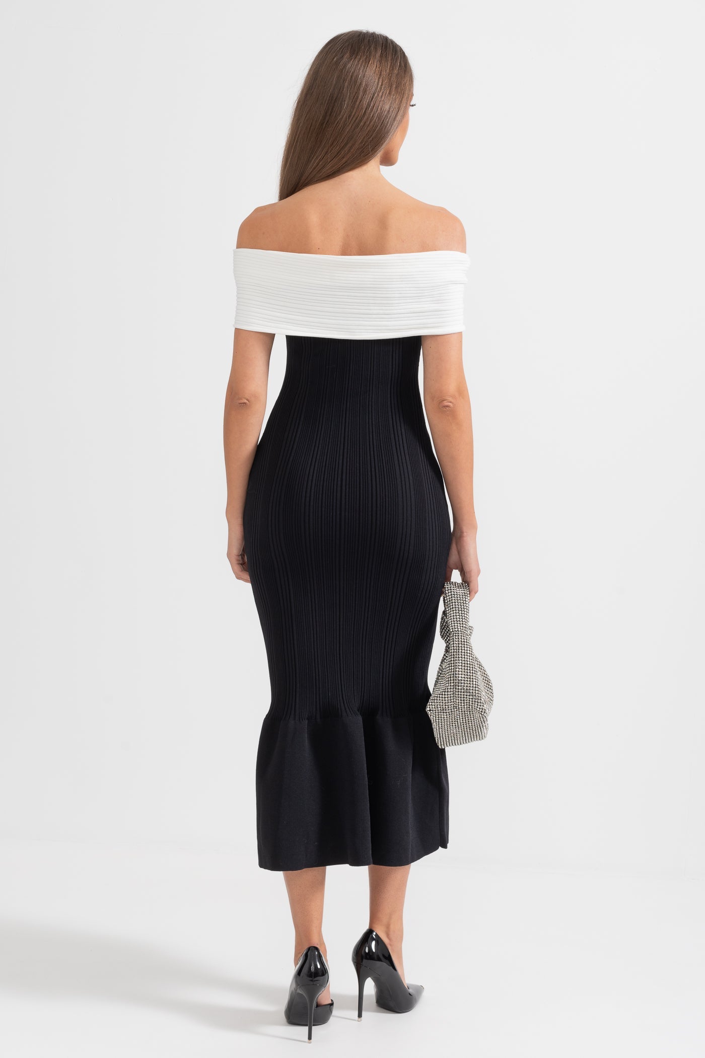 Abito Midi con Fiocco in Stile Sirena Raffinato - Nero