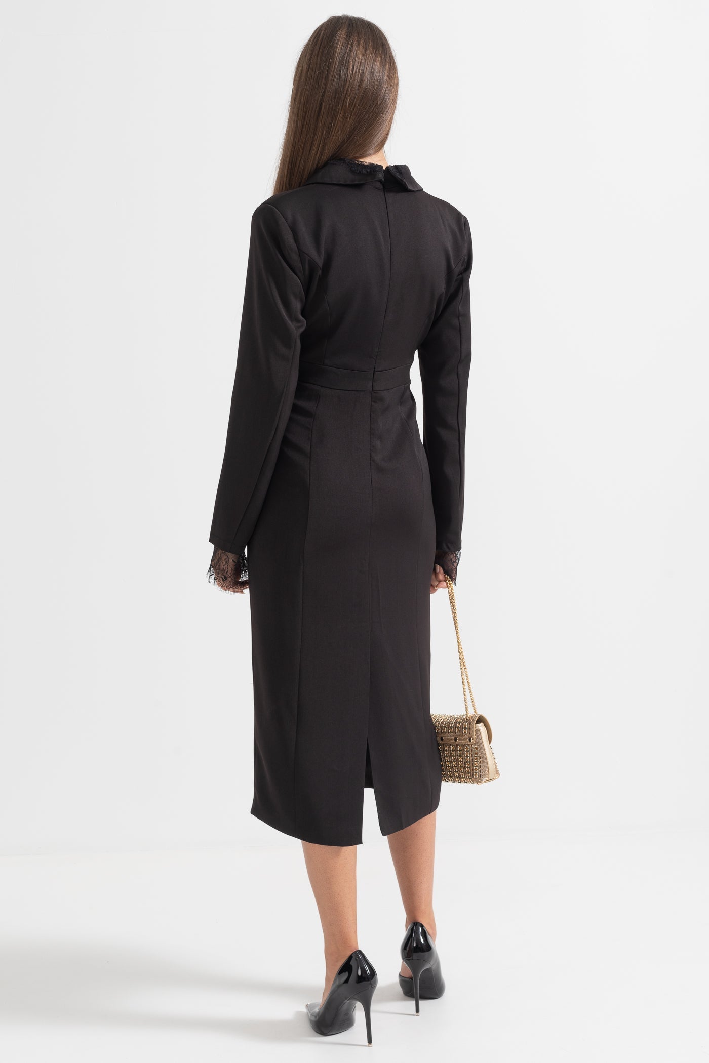 Abito Elegante Con Bottoni e Dettagli in Pizzo - Nero