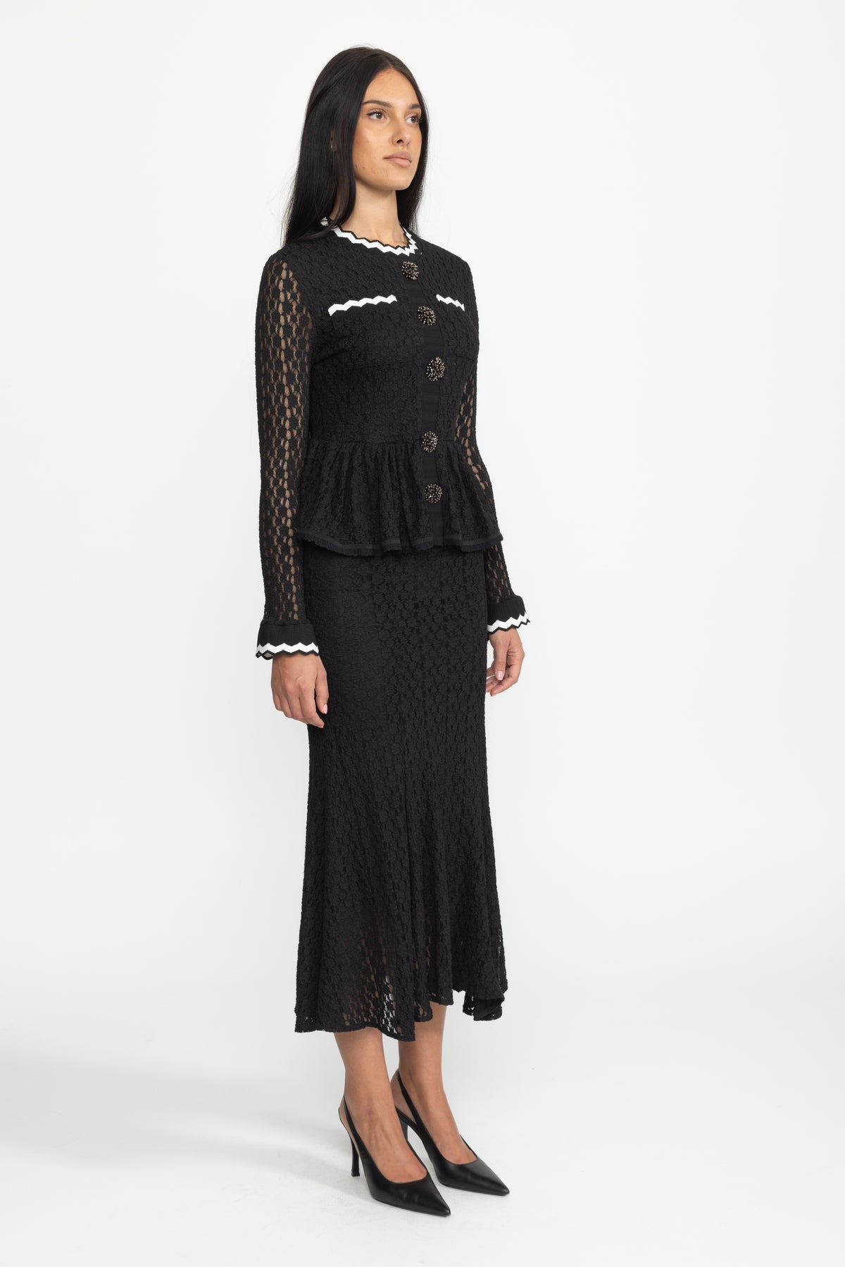 Abito midi in maglia crochet con peplo e finiture ric-rac - Nero