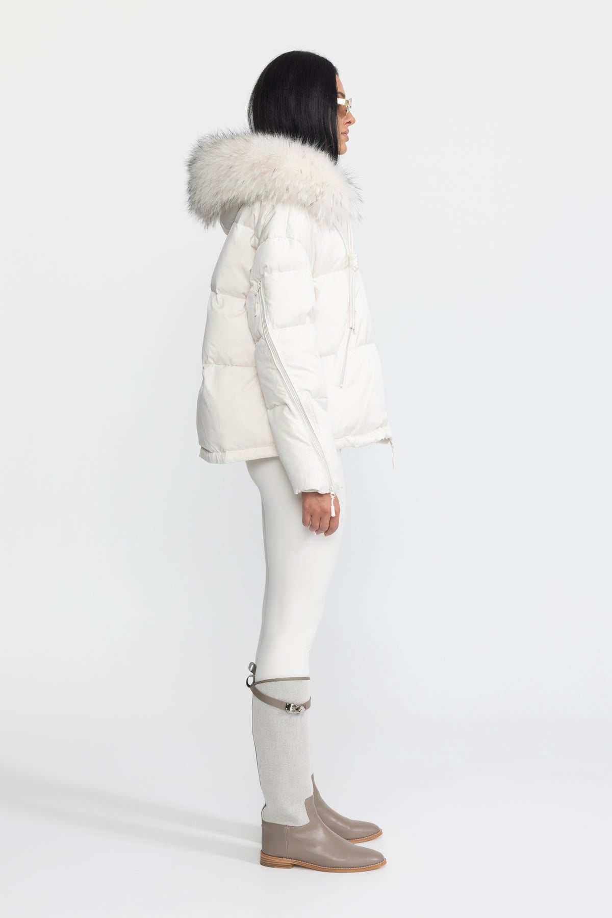 Raccoon Fur Hood Cropped Down Puffer Jacket - Ivoire
