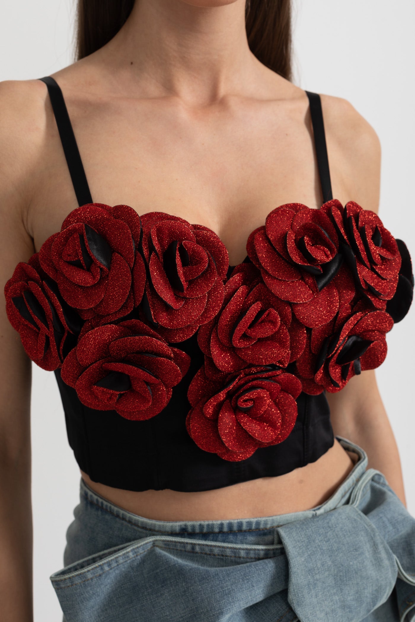 Top Corsetto con Applicazioni 3D di Rose Rosse - Nero