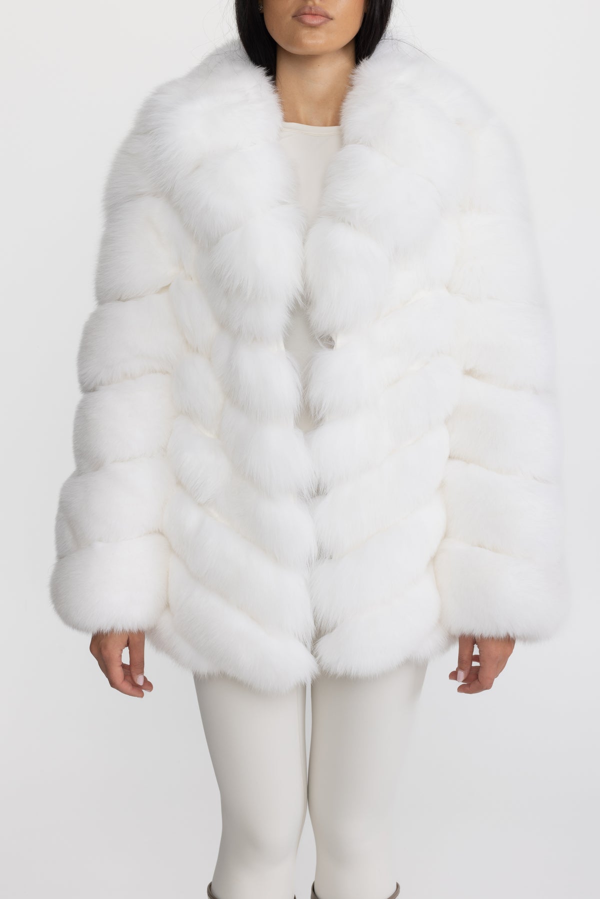Tiered Fox Fur Jacket With Oversized Shawl Collar – White