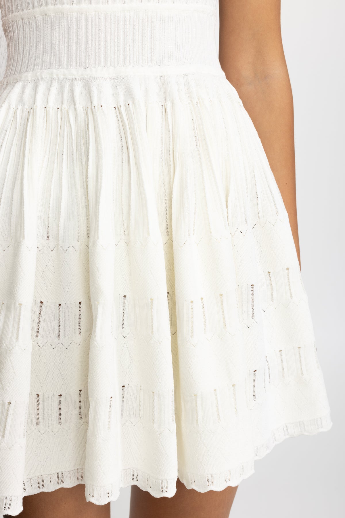 Abito mini skater in maglia pointelle - Bianco