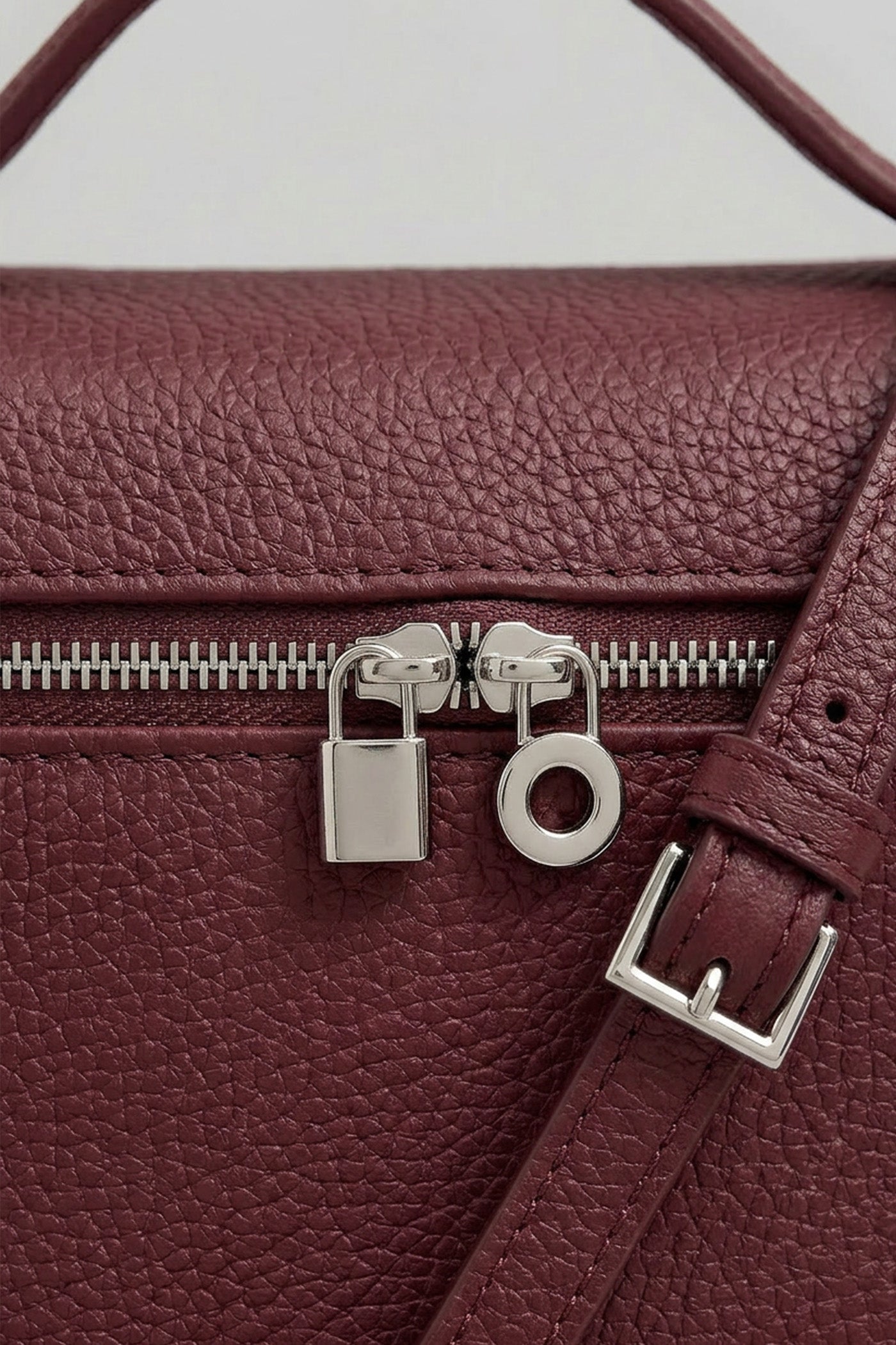 Structured Vanity Bag With Top Handle - Burgundy
