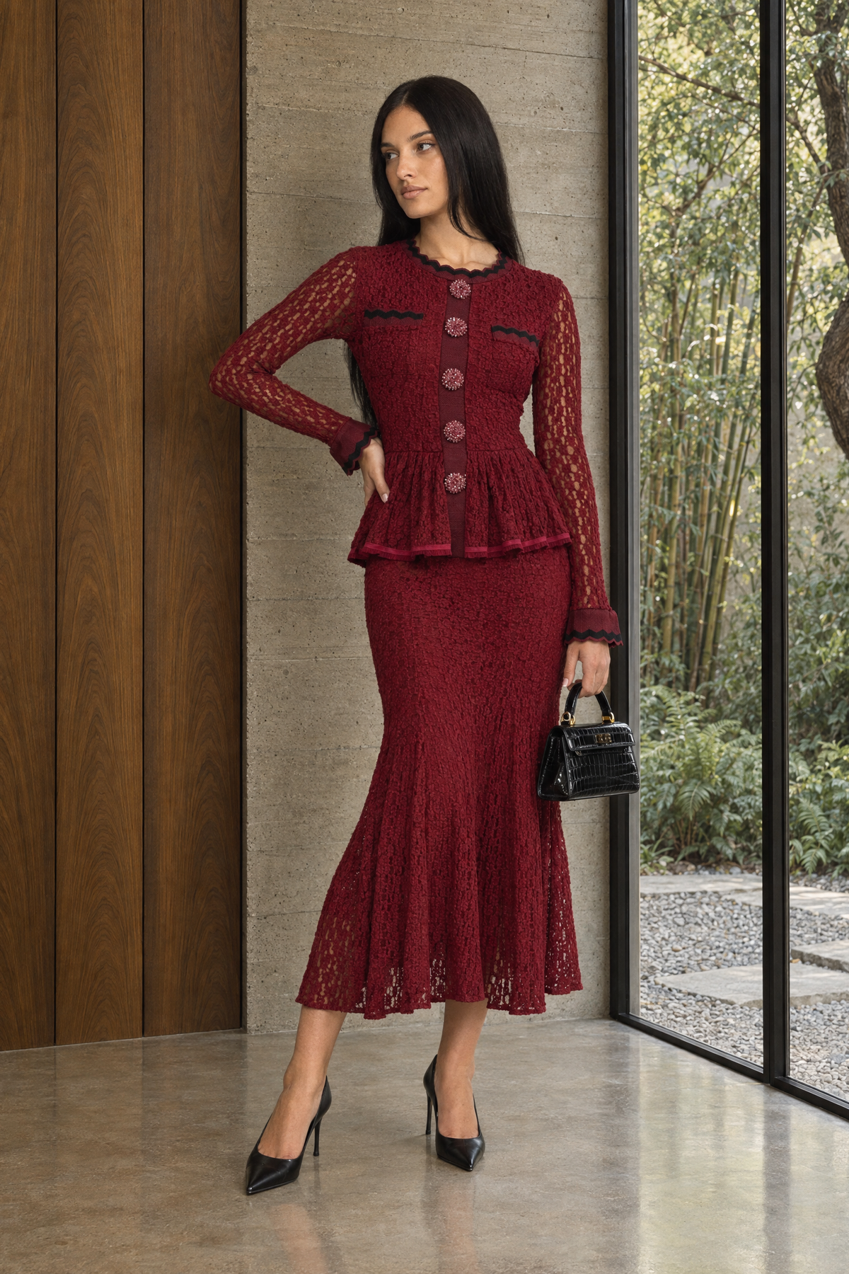 Abito midi in maglia crochet con peplo e finiture ric-rac - Wine