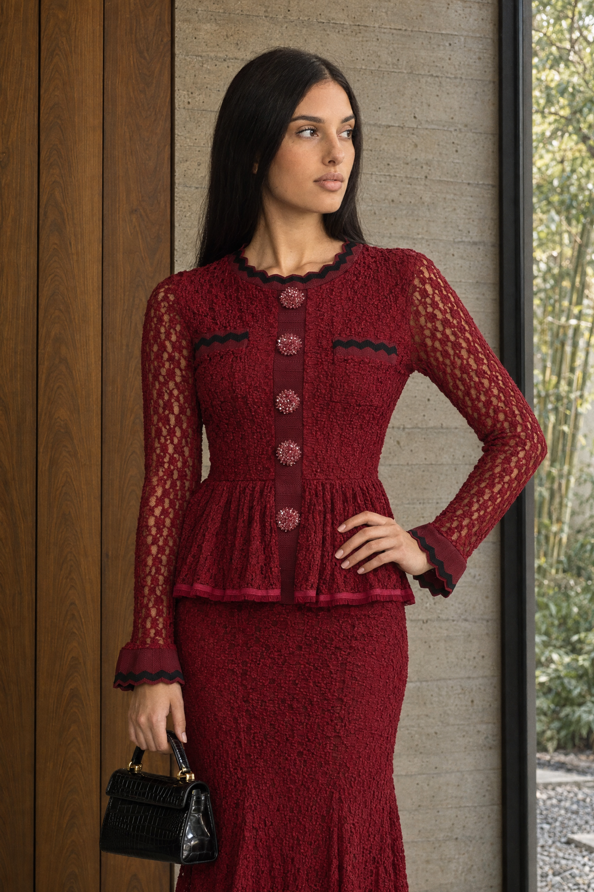 Abito midi in maglia crochet con peplo e finiture ric-rac - Wine