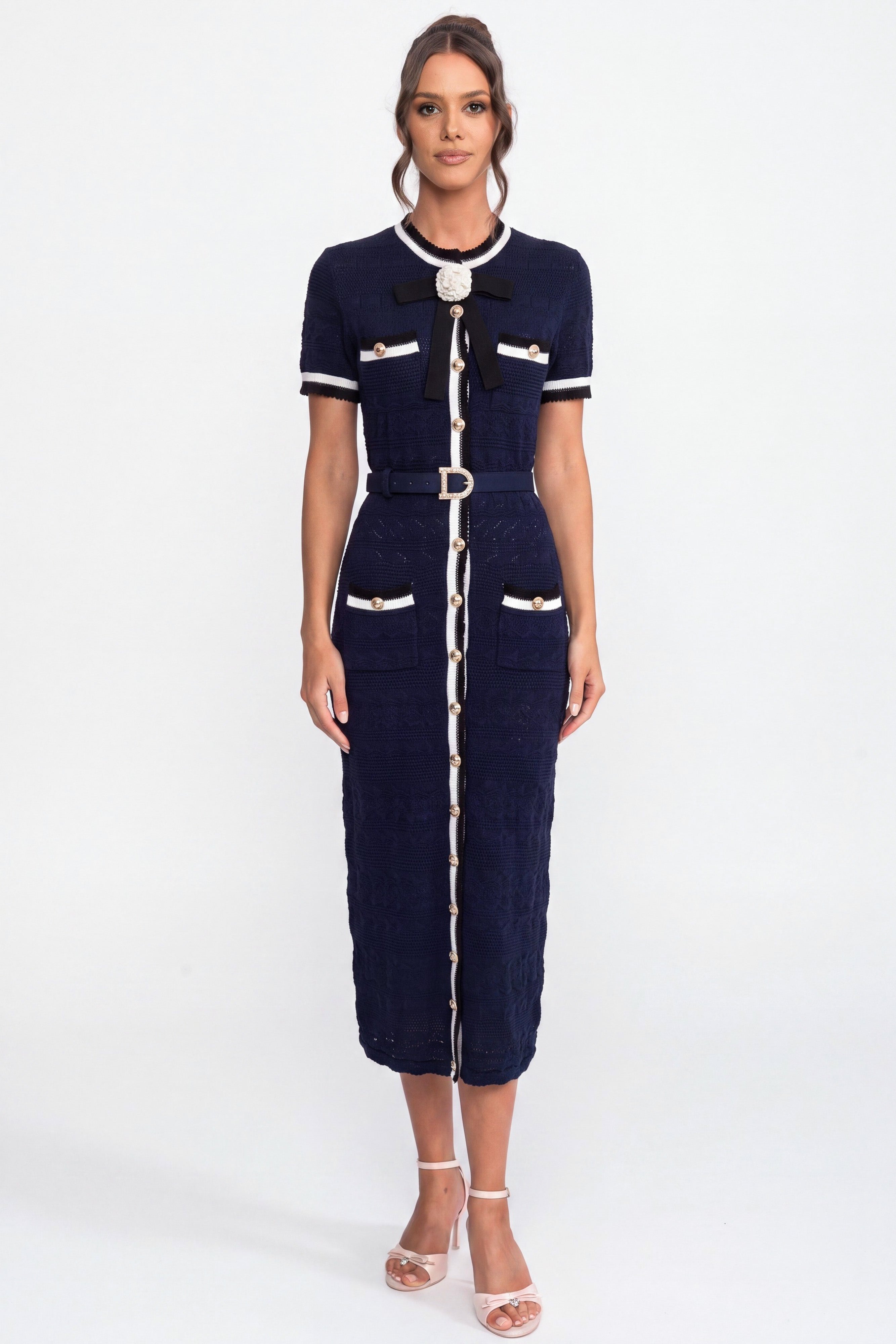 Abito Midi in Maglia con Profilo Bianco e Cintura con Fibbia Oro - Navy