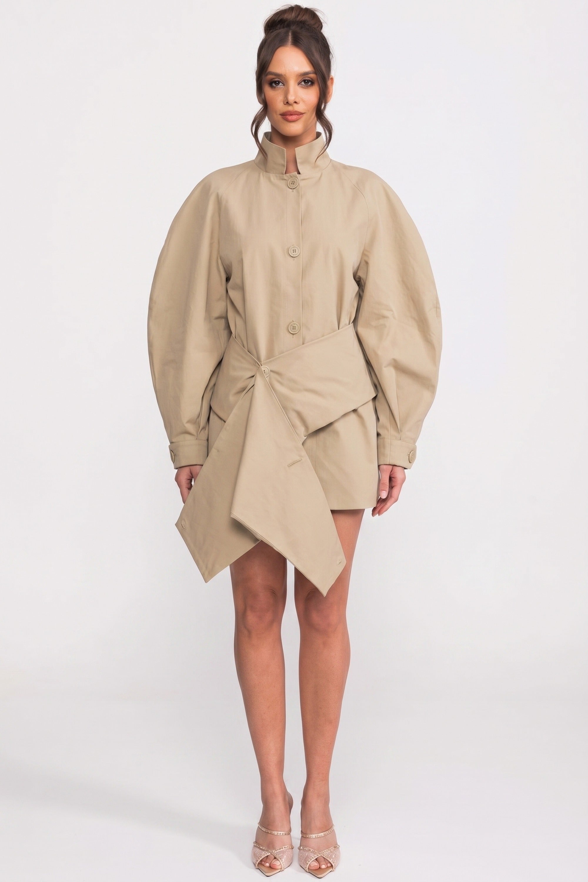 Giacca oversize con maniche a palloncino e cintura con orlo asimmetrico - Khaki