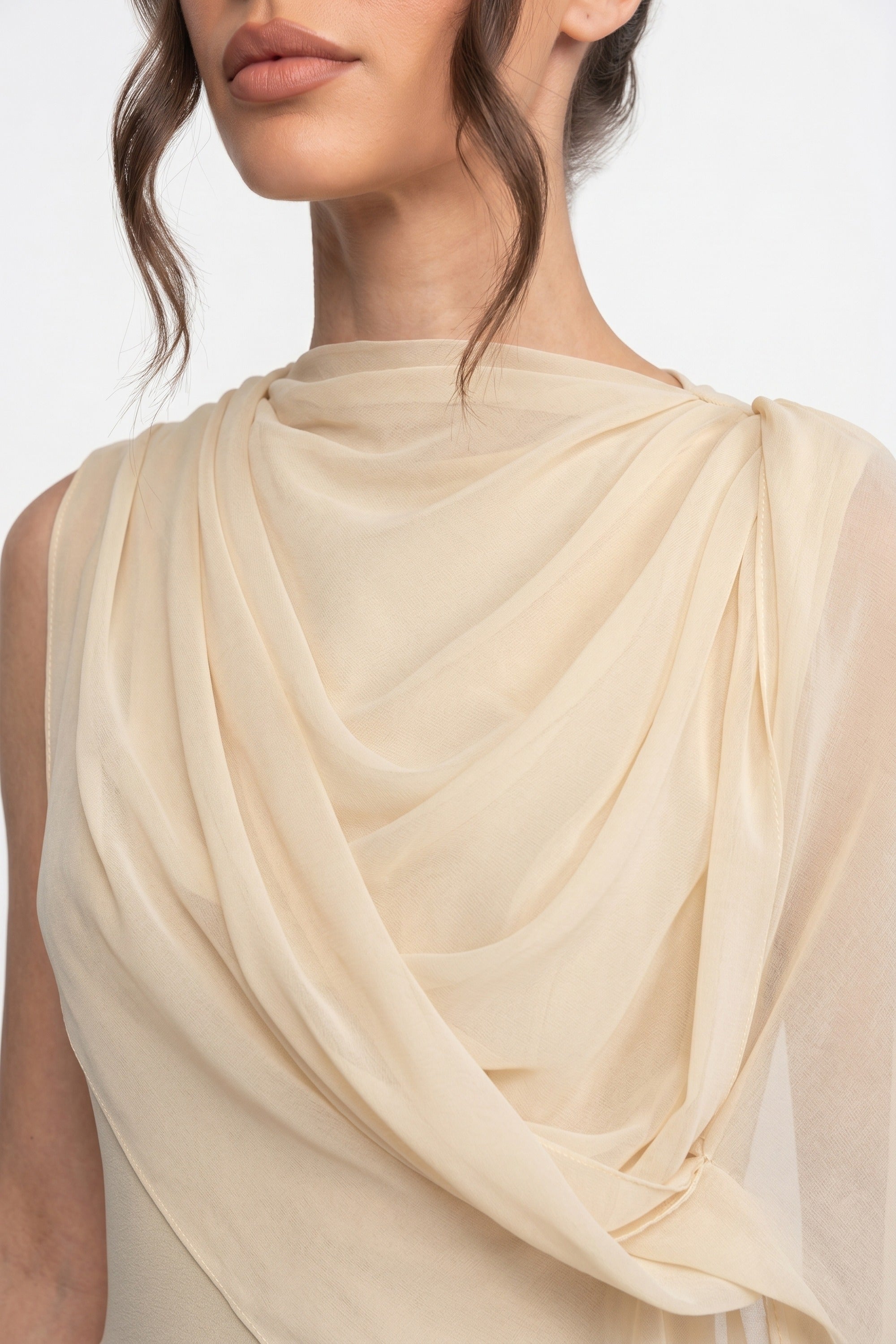 Abito maxi drappeggiato monospalla con dettaglio foulard trasparente - Giallo