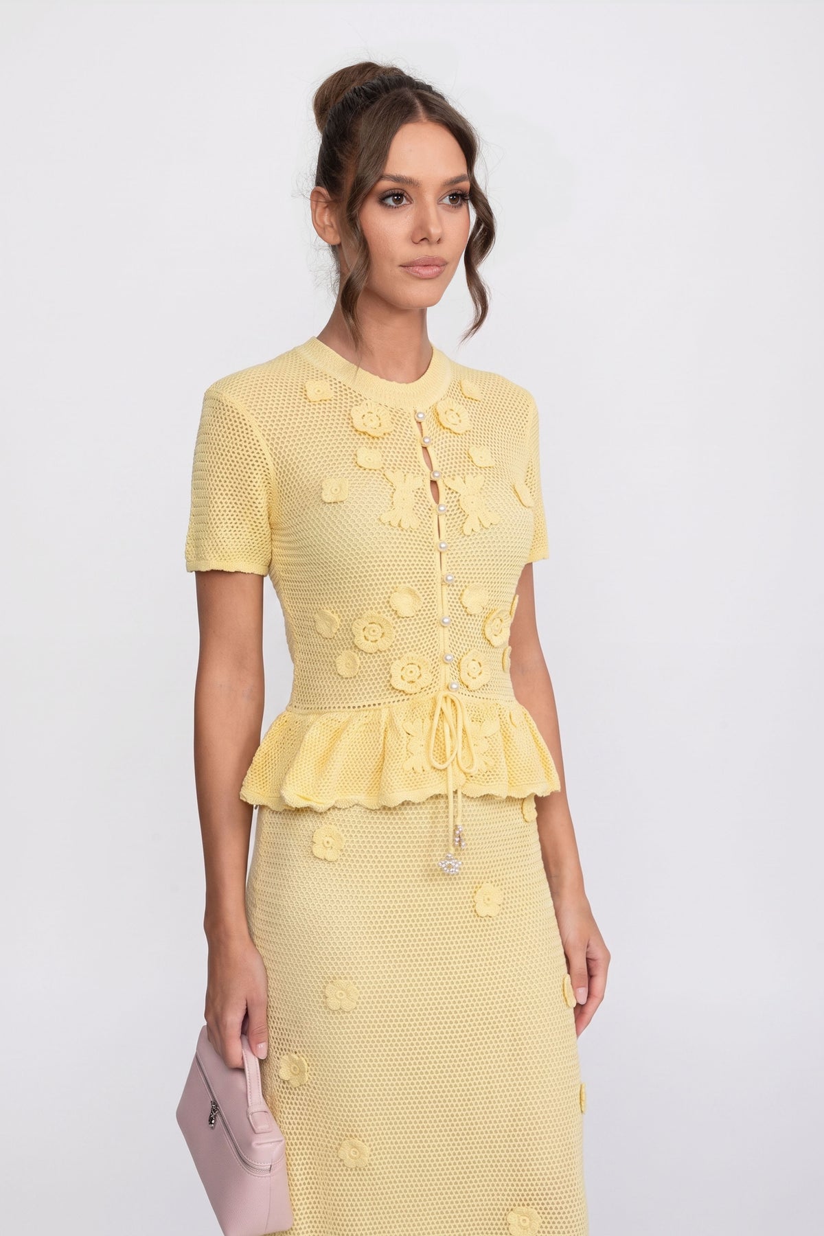 Abito Maxi Peplum in Crochet Floreale con Vita con Coulisse - Giallo