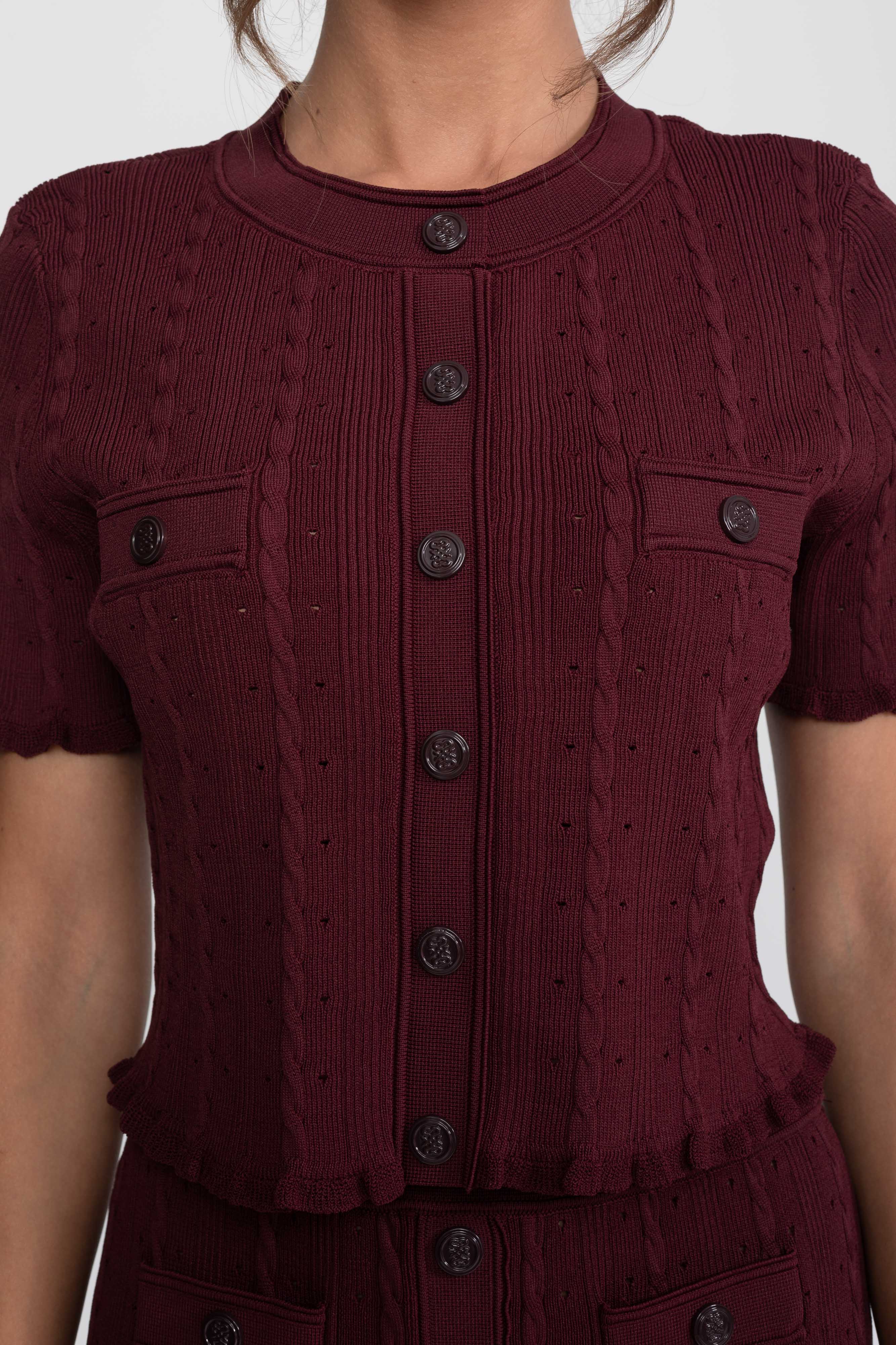 Coordinato in maglia a coste con cardigan frontale abbottonato e gonna maxi abbinata - Burgundy