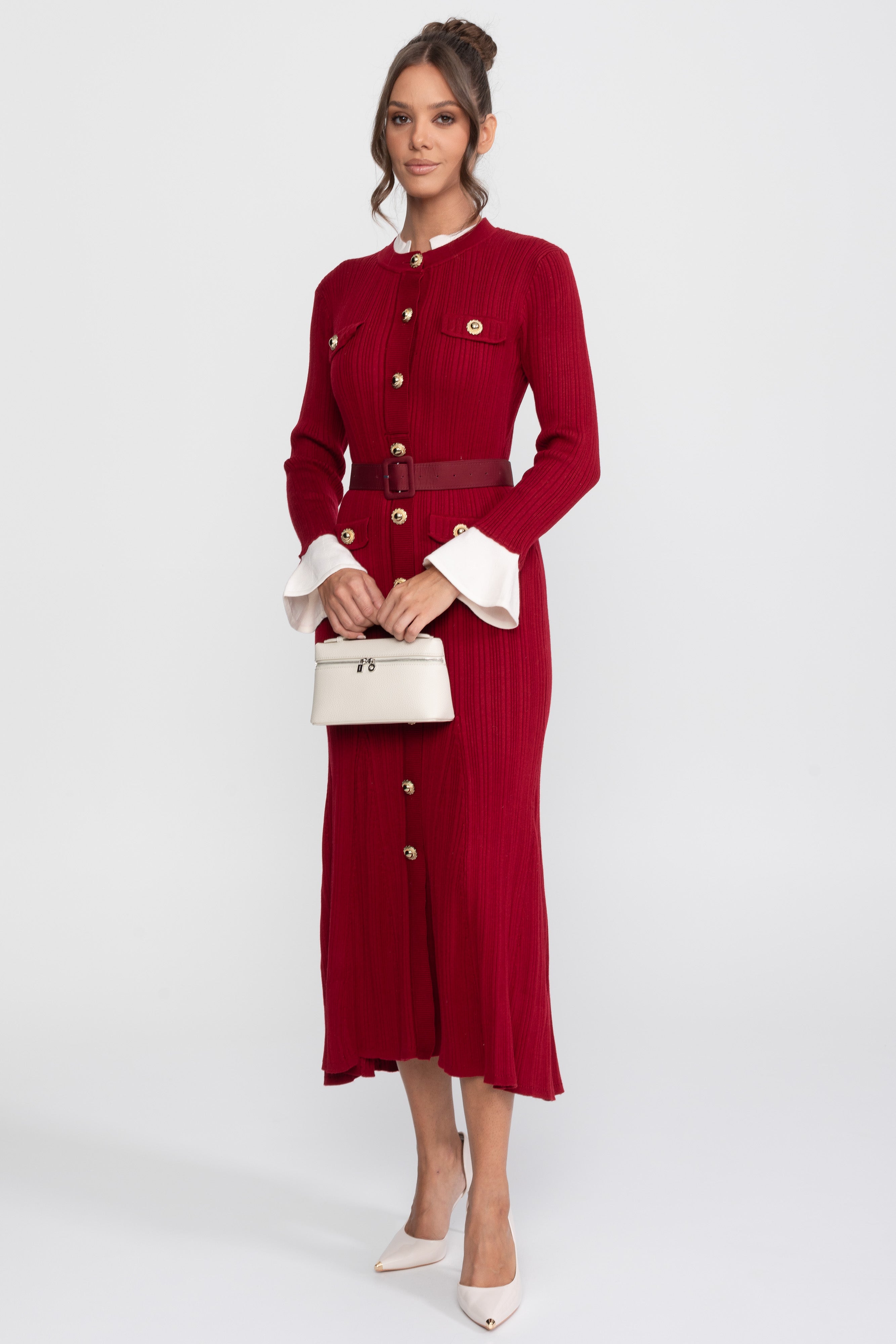 Abito Midi in Maglia a Coste con Cintura, Polsini e Colletto Bianchi - Burgundy