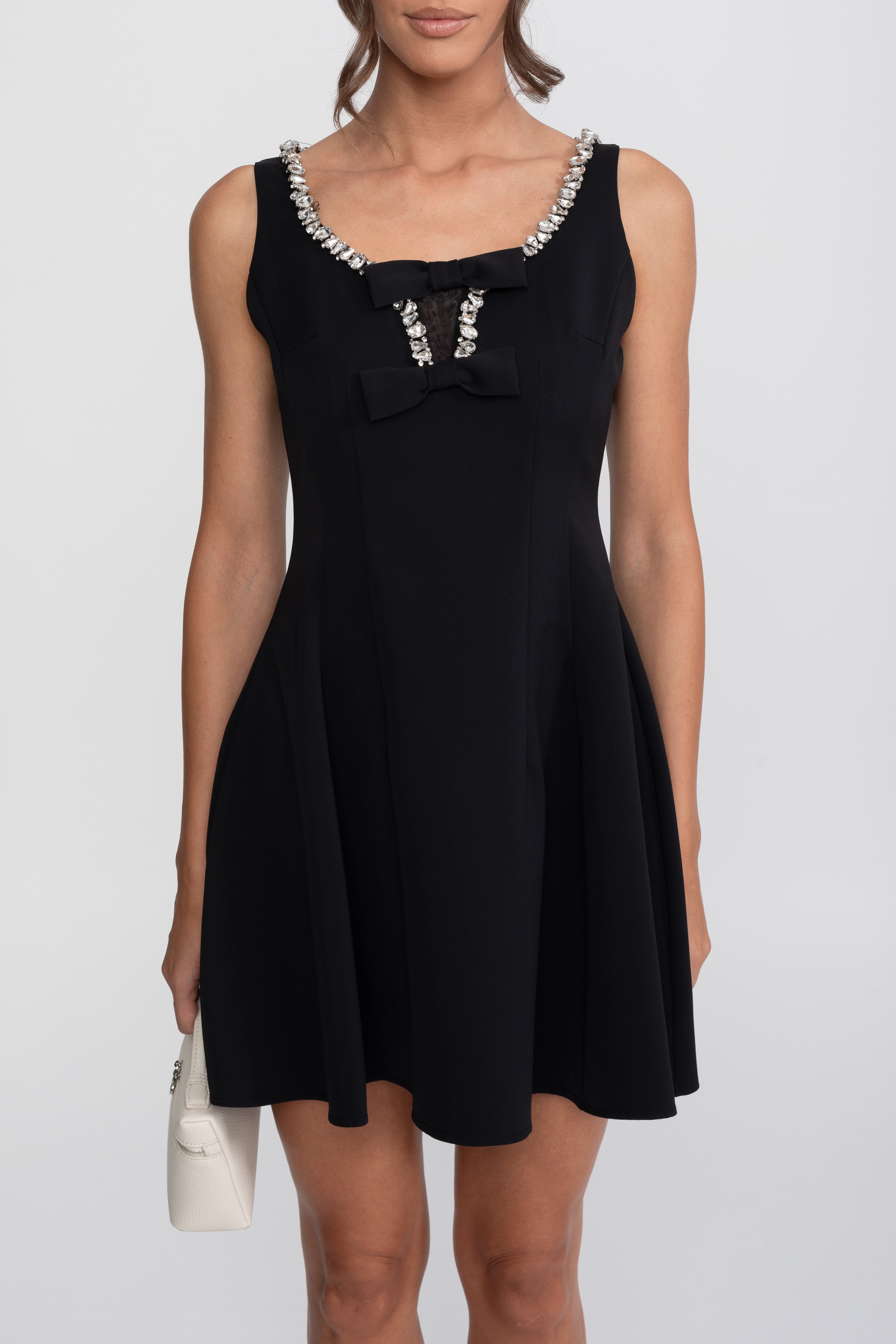 Abito Mini Fit-and-Flare con Rifiniture in Cristallo e Fiocchi sul Seno - Nero