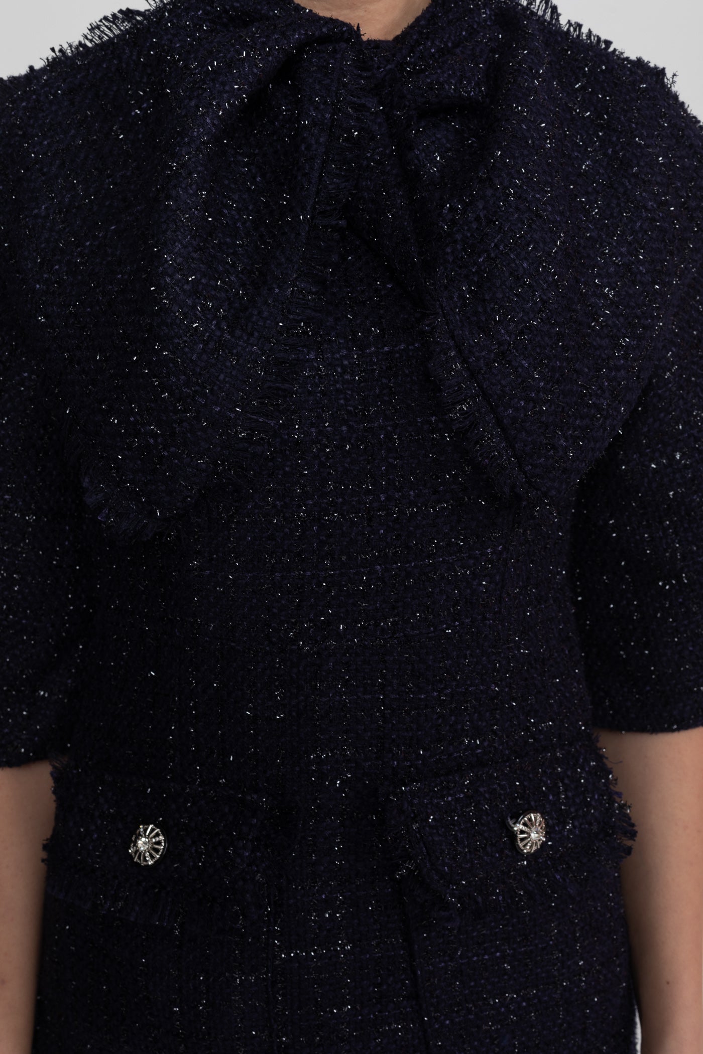 Abito Midi in Tweed con Dettaglio Fiocco Oversize al Collo - Navy