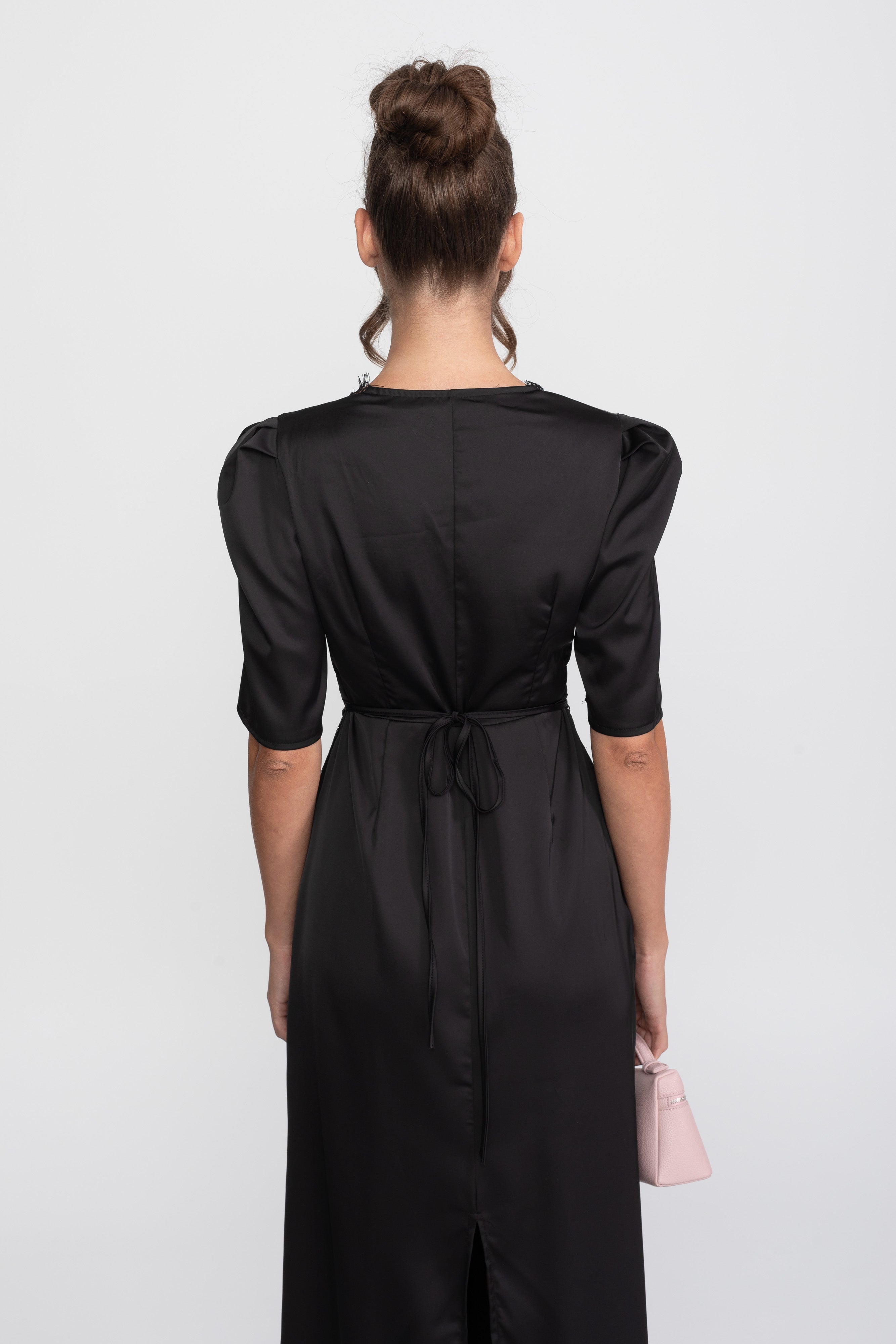 Lace-Trim Polka Dot Midi Dress With Puff Sleeves - Black