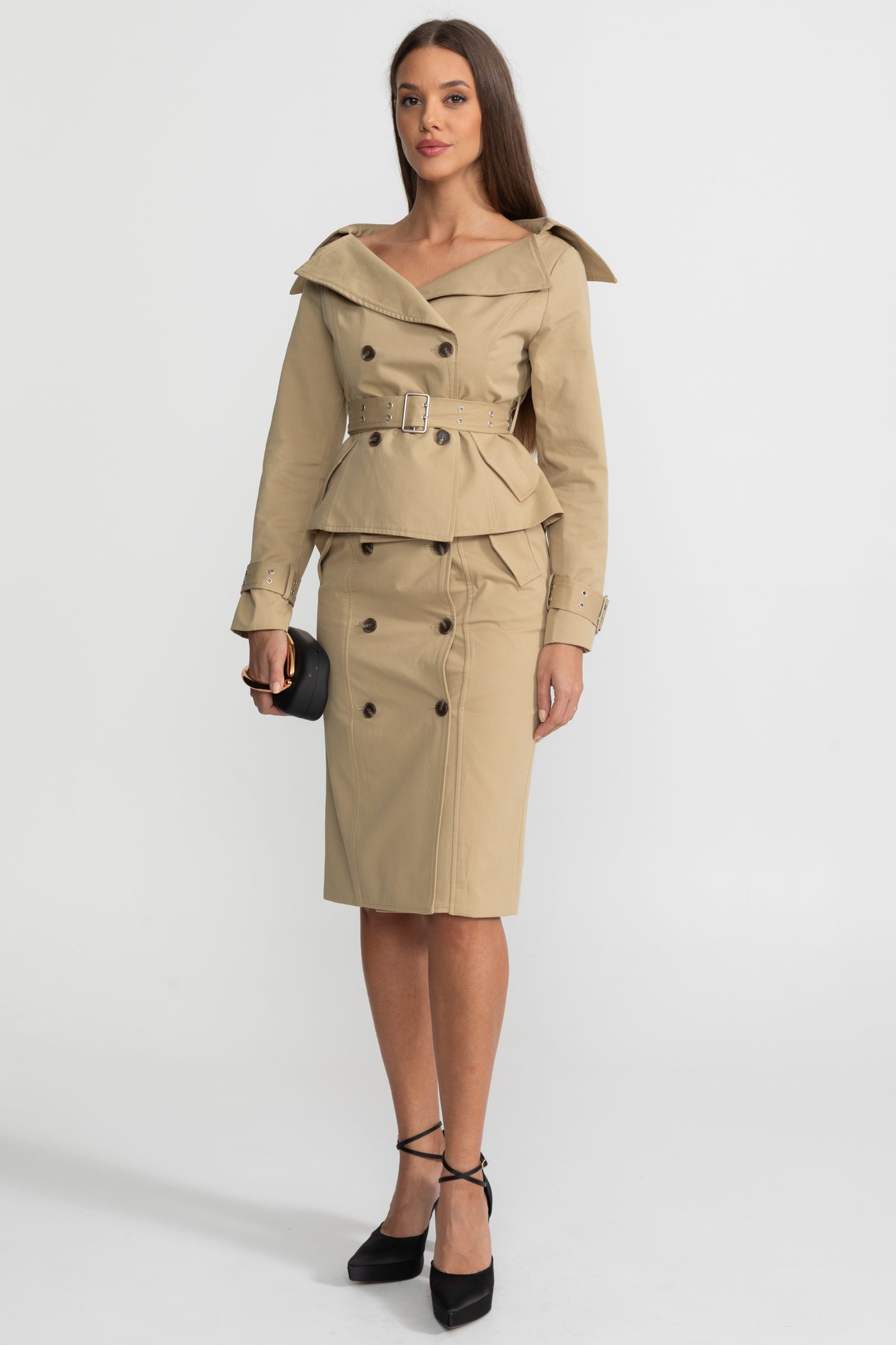 Completo coordinato giacca trench peplum scollata e gonna a tubino – Khaki
