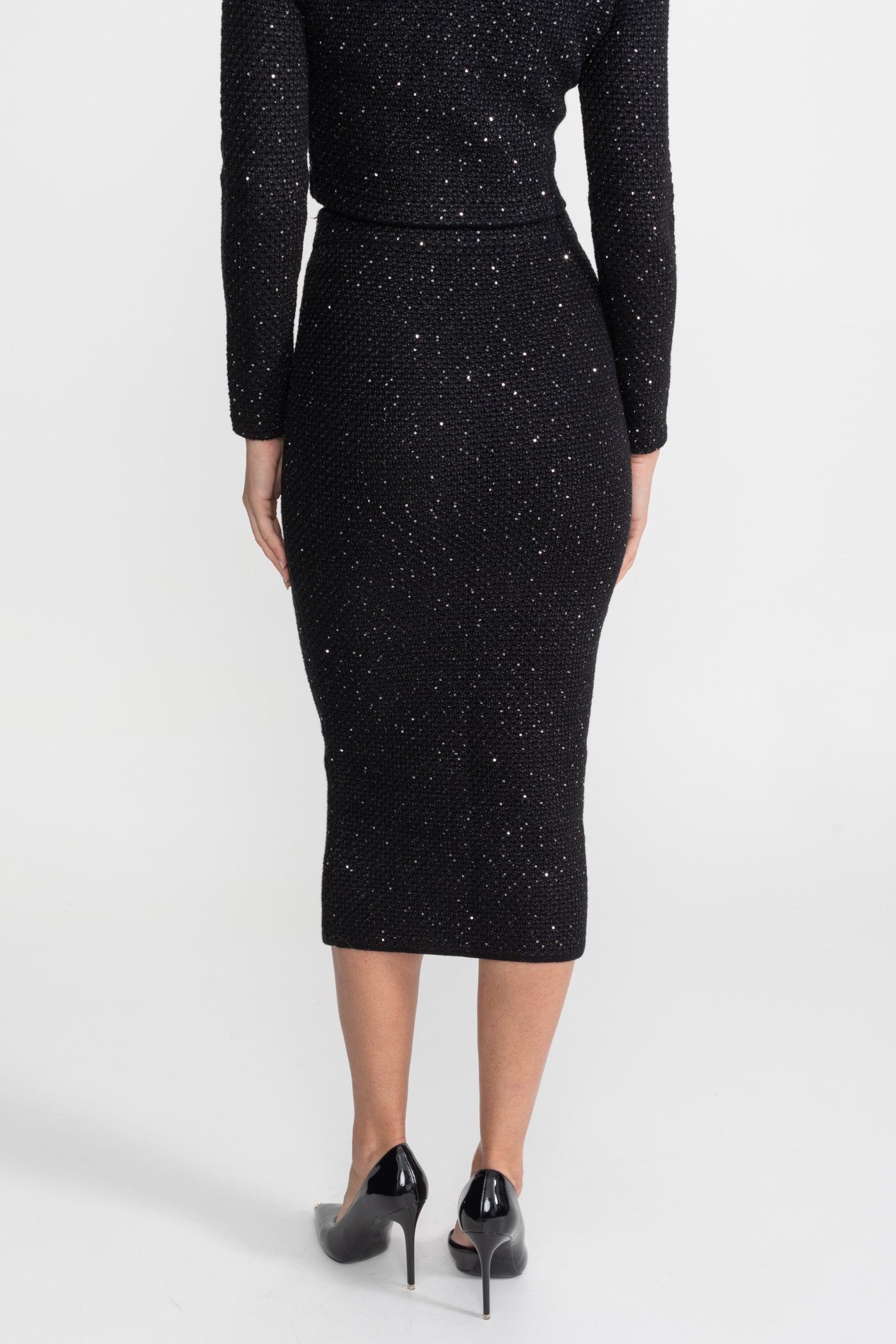 Completo Coordinato in Maglia di Tweed Ricamato con Rifiniture a Contrasto – Nero