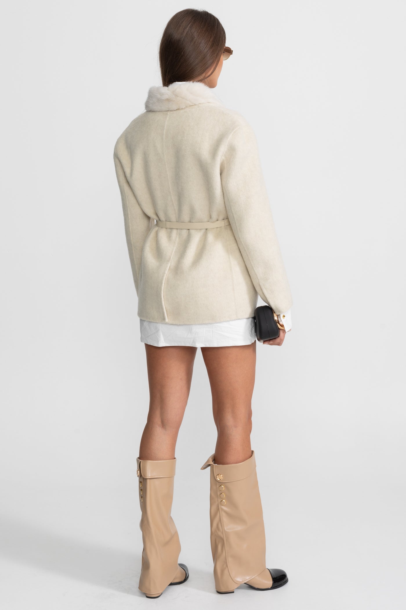 Luxurious Wool Trim Jacket With Belted Waist and Sable Fur – Ivoire