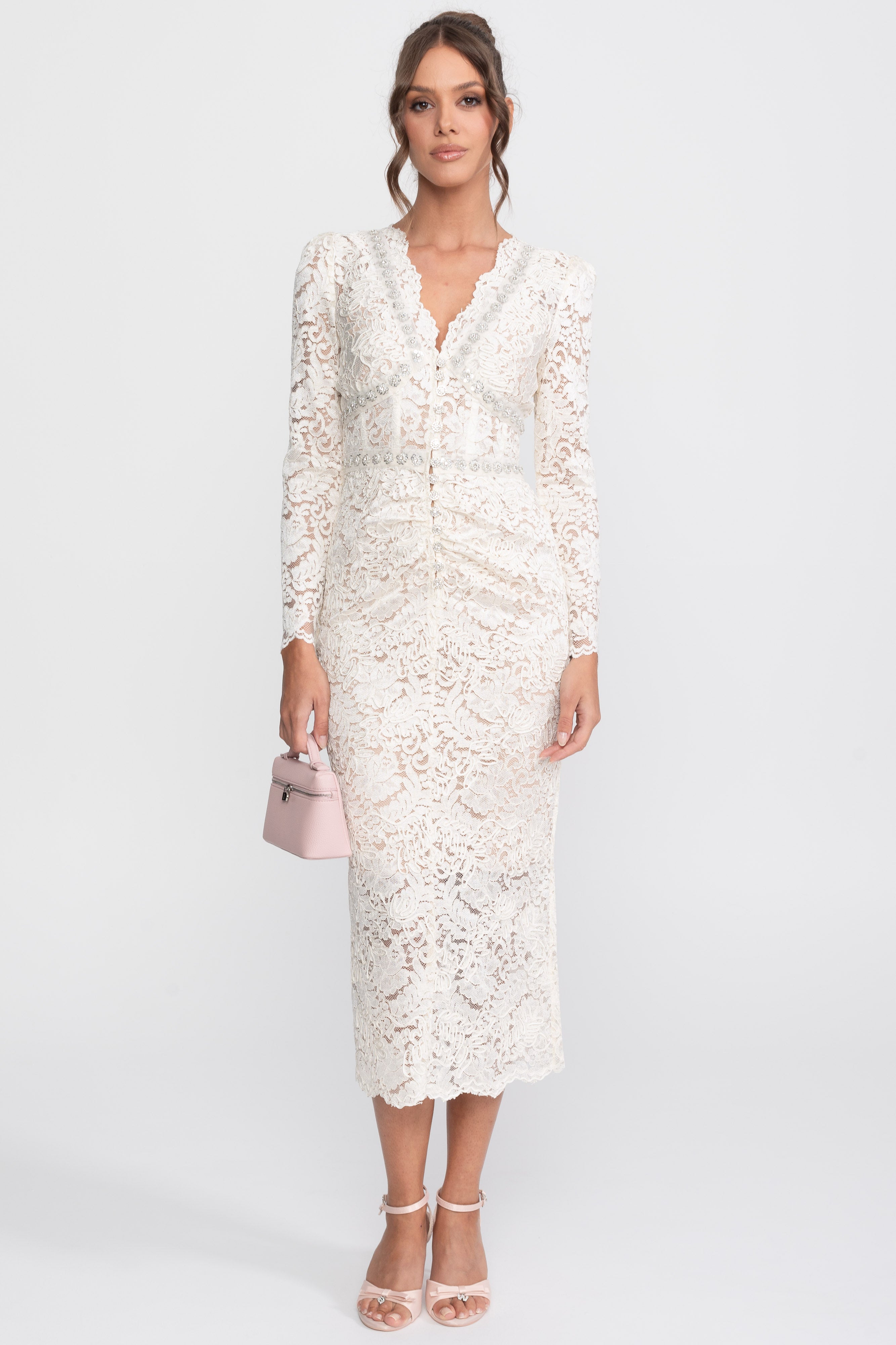 Abito midi in pizzo con scollo a V impreziosito da cristalli e dettaglio frontrale drappeggiato - Bianco