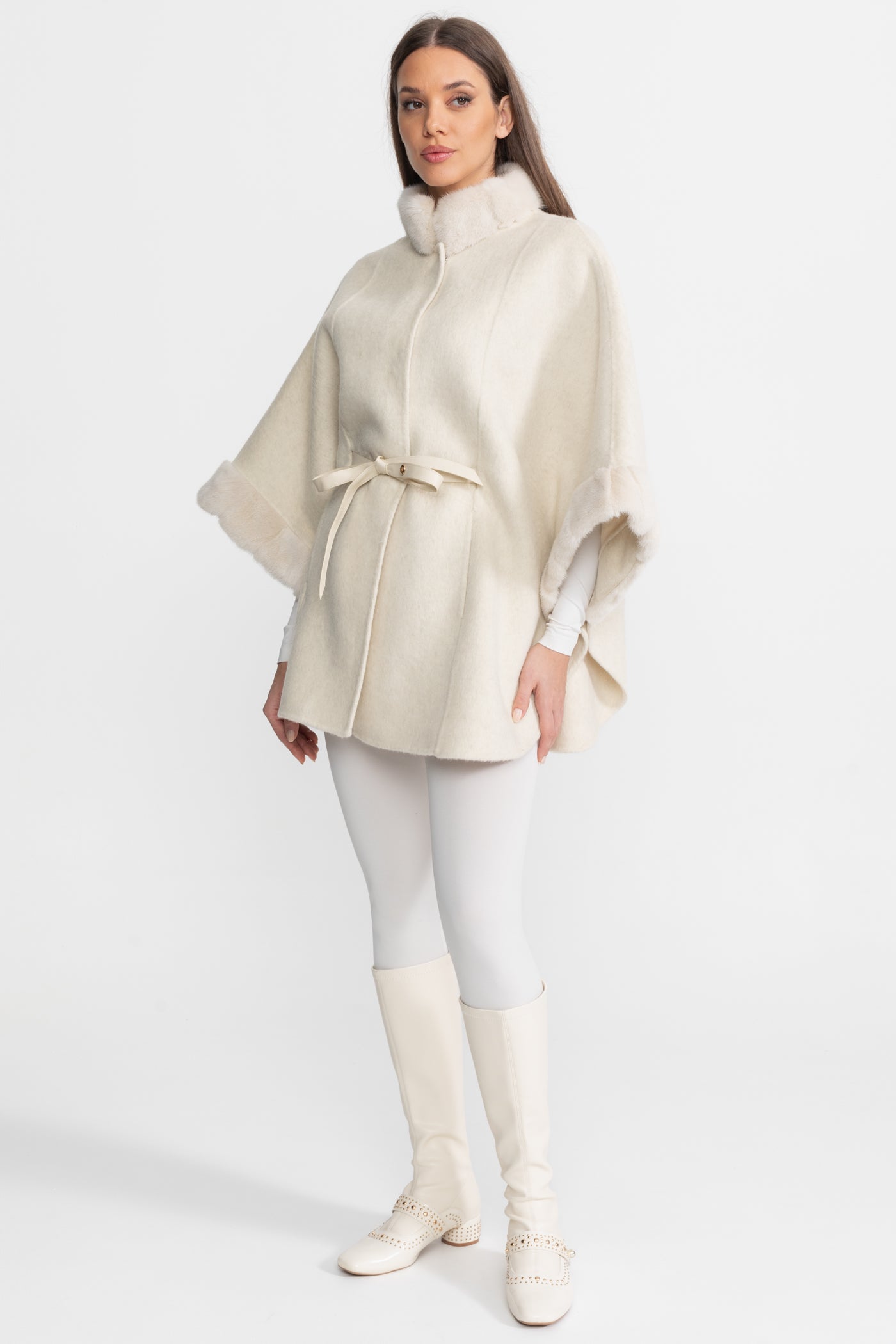Wool Blend Cape Coat with Sable Fur Trim – Ivoire