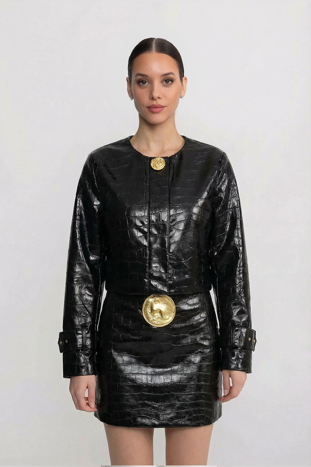 Minigonna Effetto Coccodrillo con Bottone Oro Statement - Nero