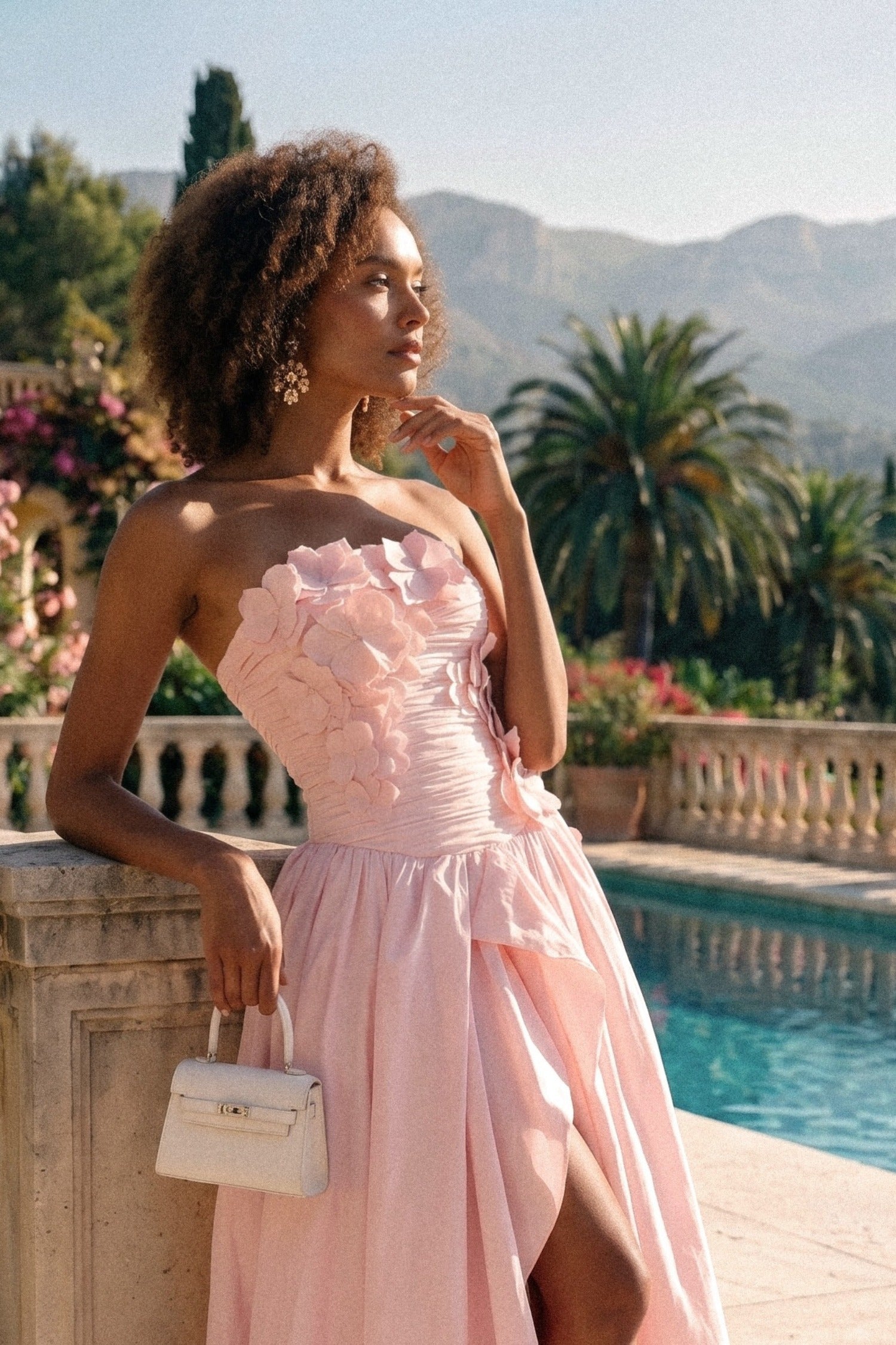 Abito da ballo senza spalline con corpetto floreale 3D e gonna ampia - Pink 