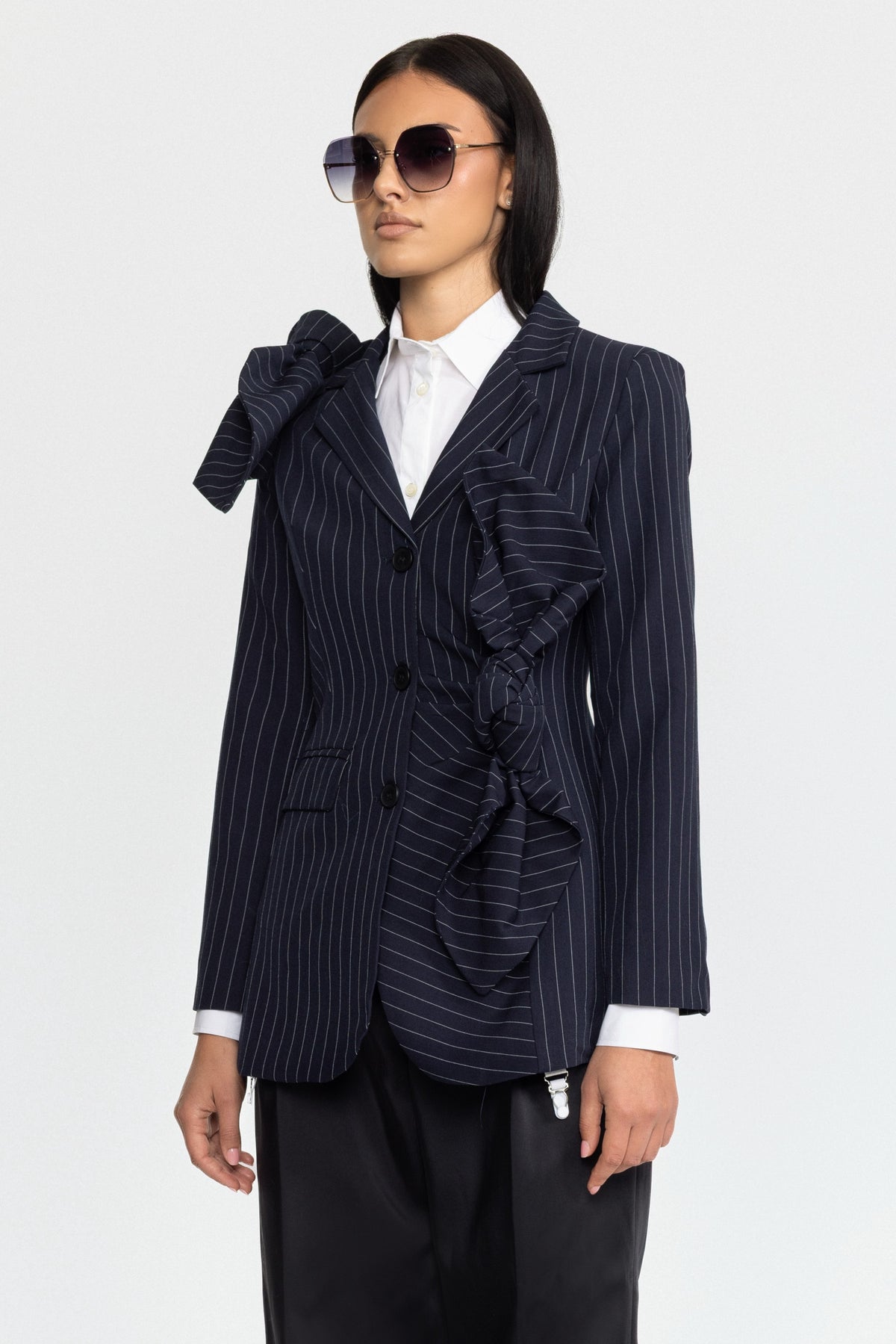 Blazer con fiocco annodato gessato - Navy 