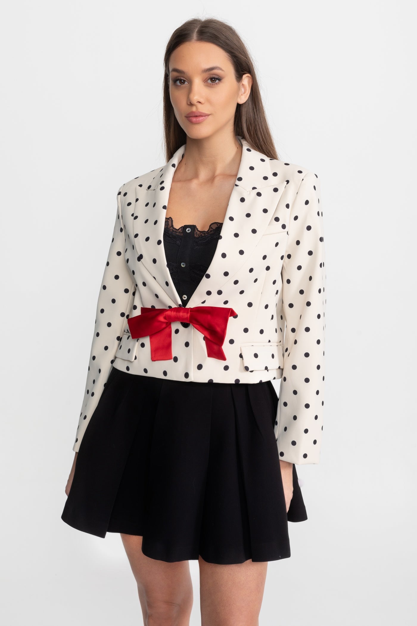 Blazer corto a pois con fiocco decorativo – Avorio e Nero 