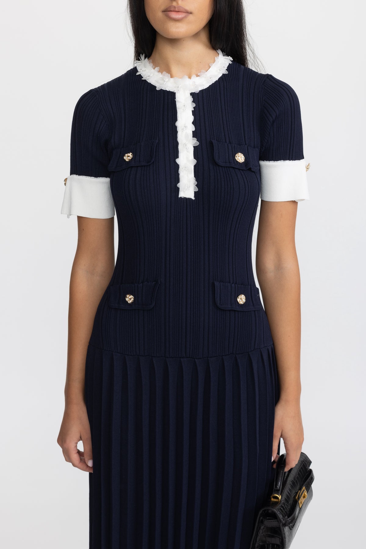 Abito midi in maglia plissettata con finitura a volant - blu navy 