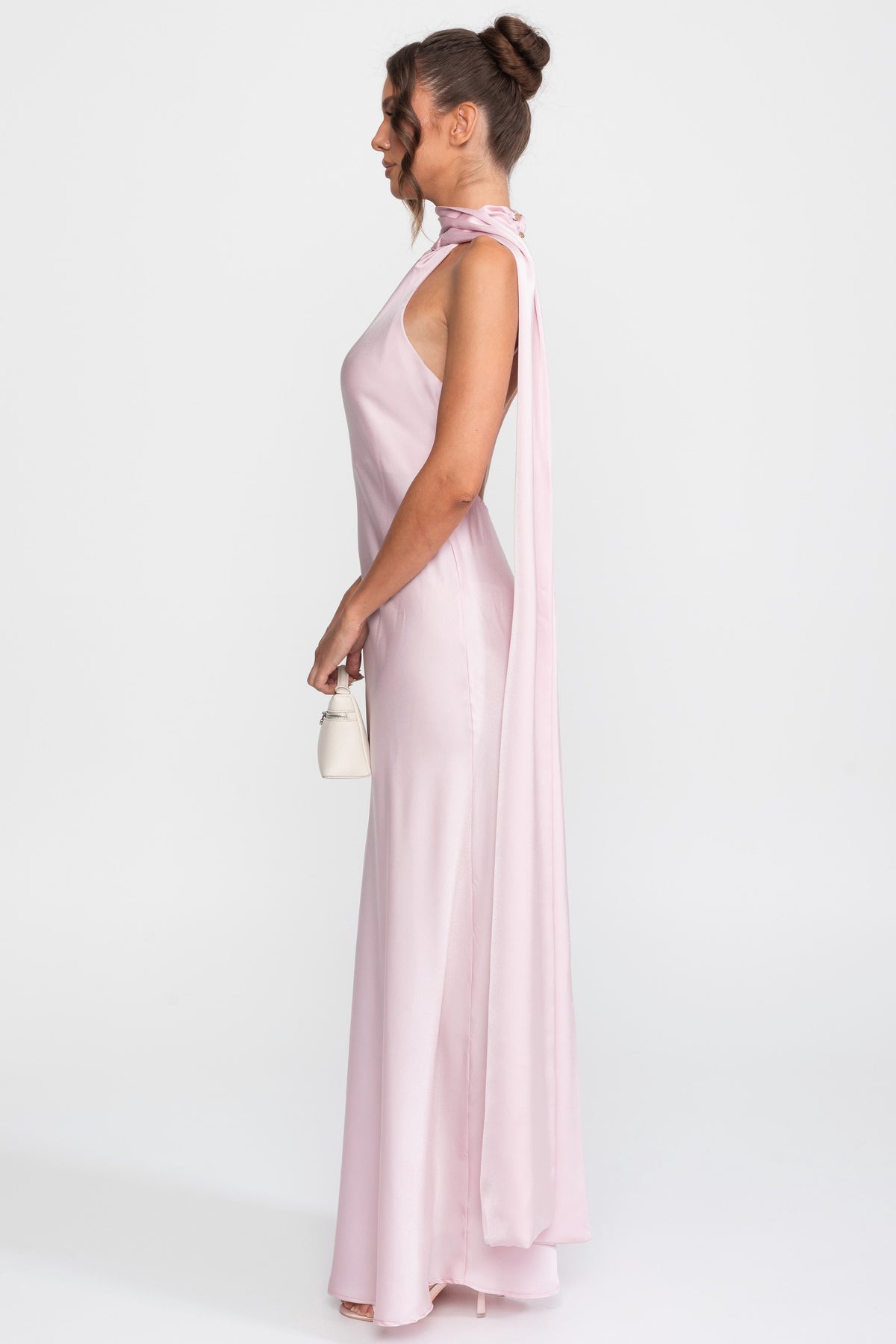 Abito Slip in Satin Twist Halter con Scollo Asimmetrico - Rosa 