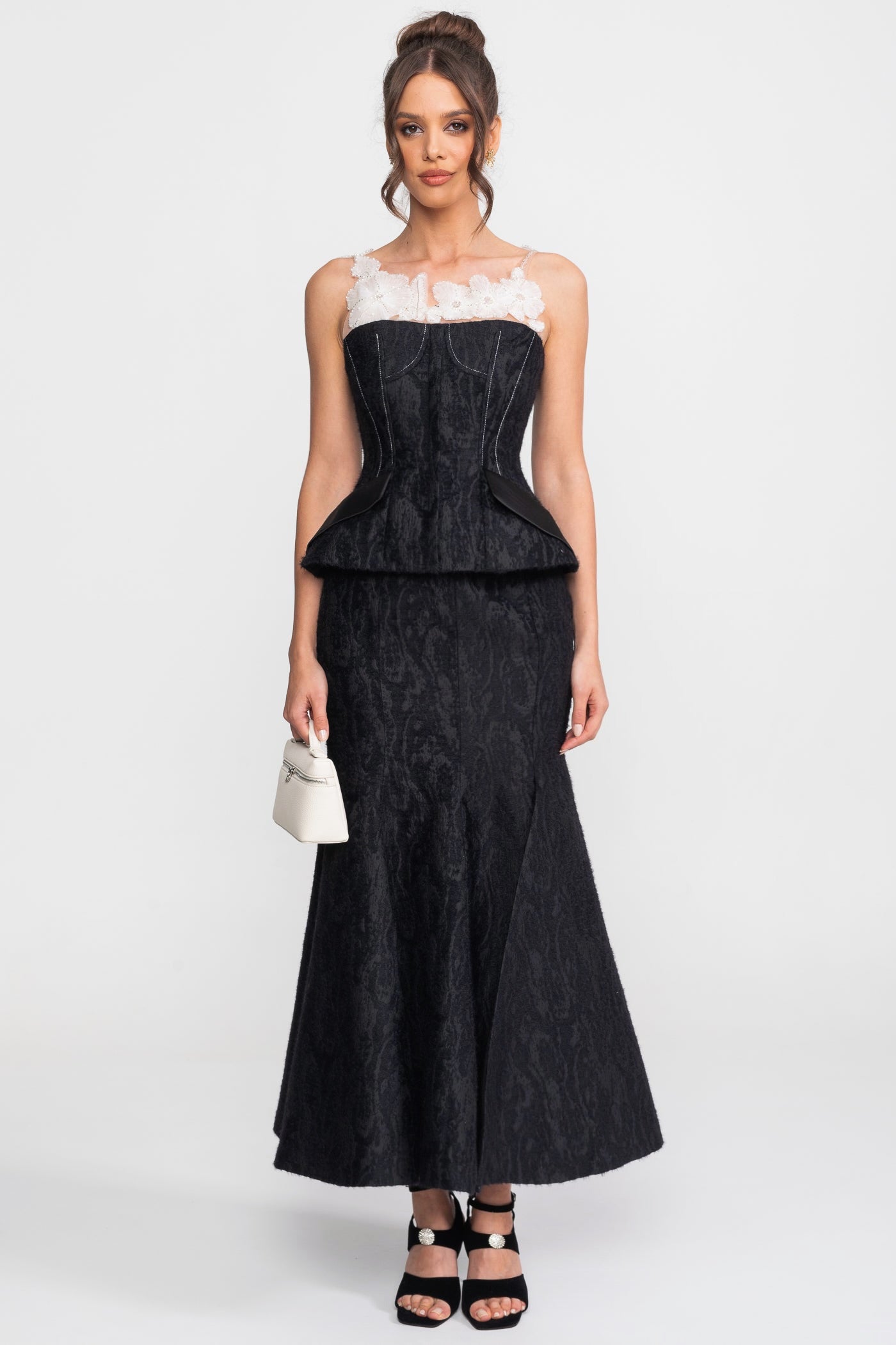 Set Maxi in jacquard con scollo floreale trasparente e vita peplum - Nero 