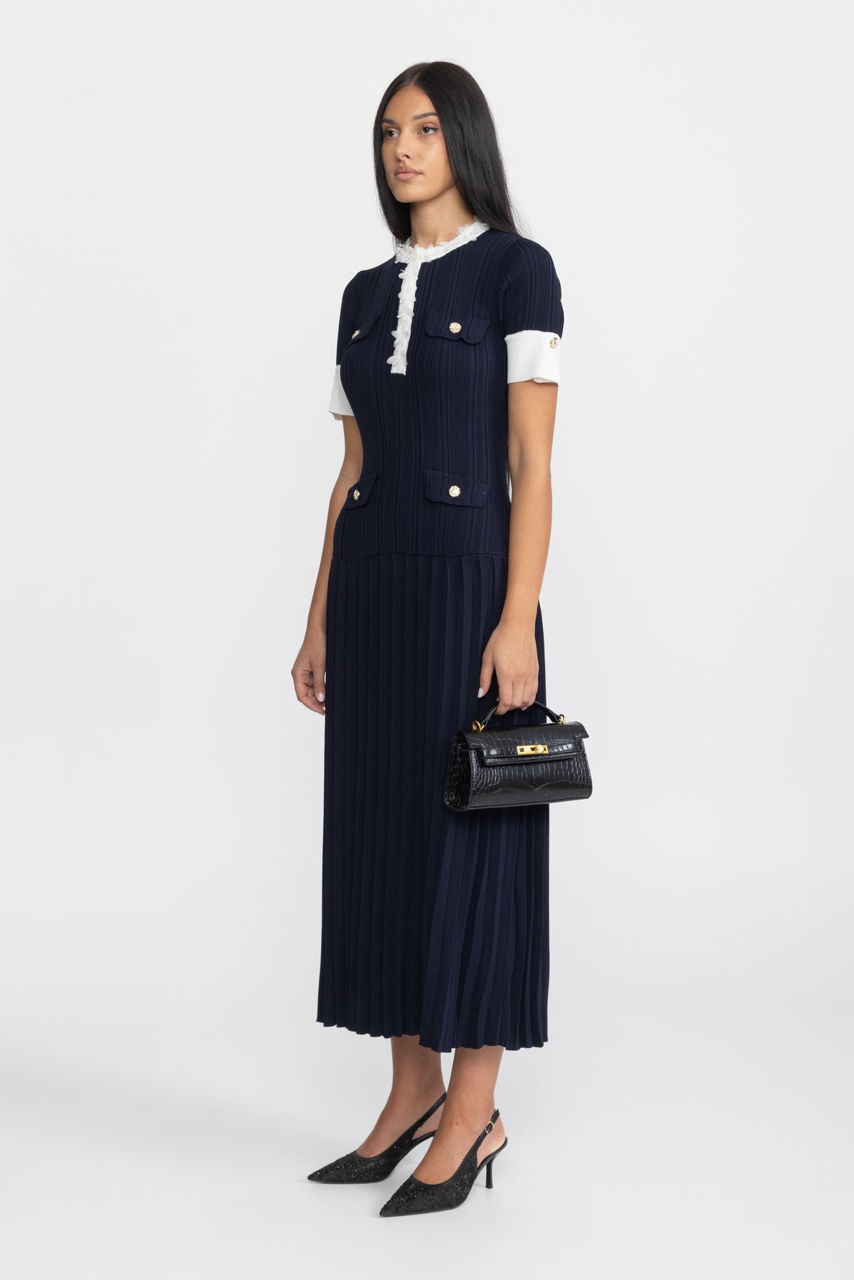 Abito midi in maglia plissettata con finitura a volant - blu navy 