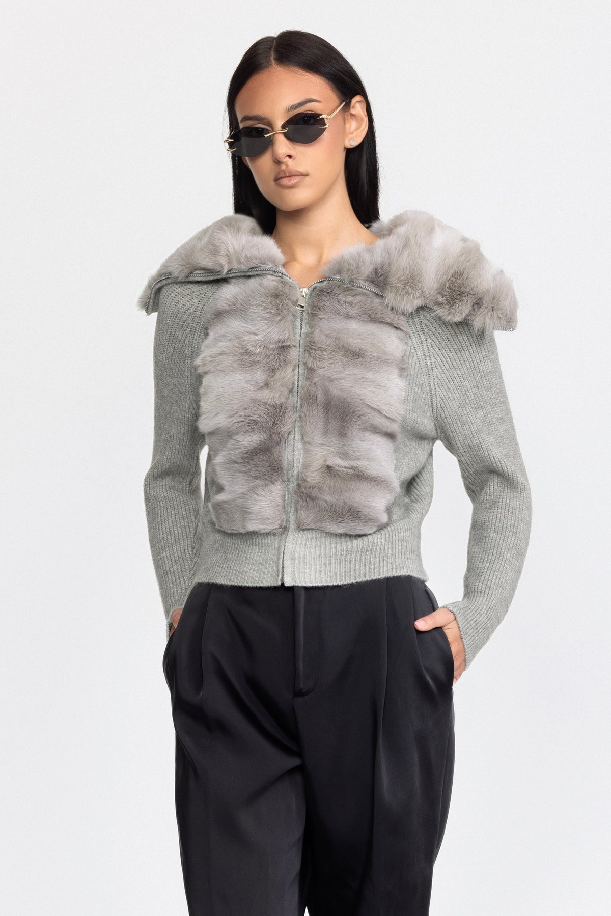 Cardigan in maglia con pannello in pelliccia di coniglio e zip - Grigio 