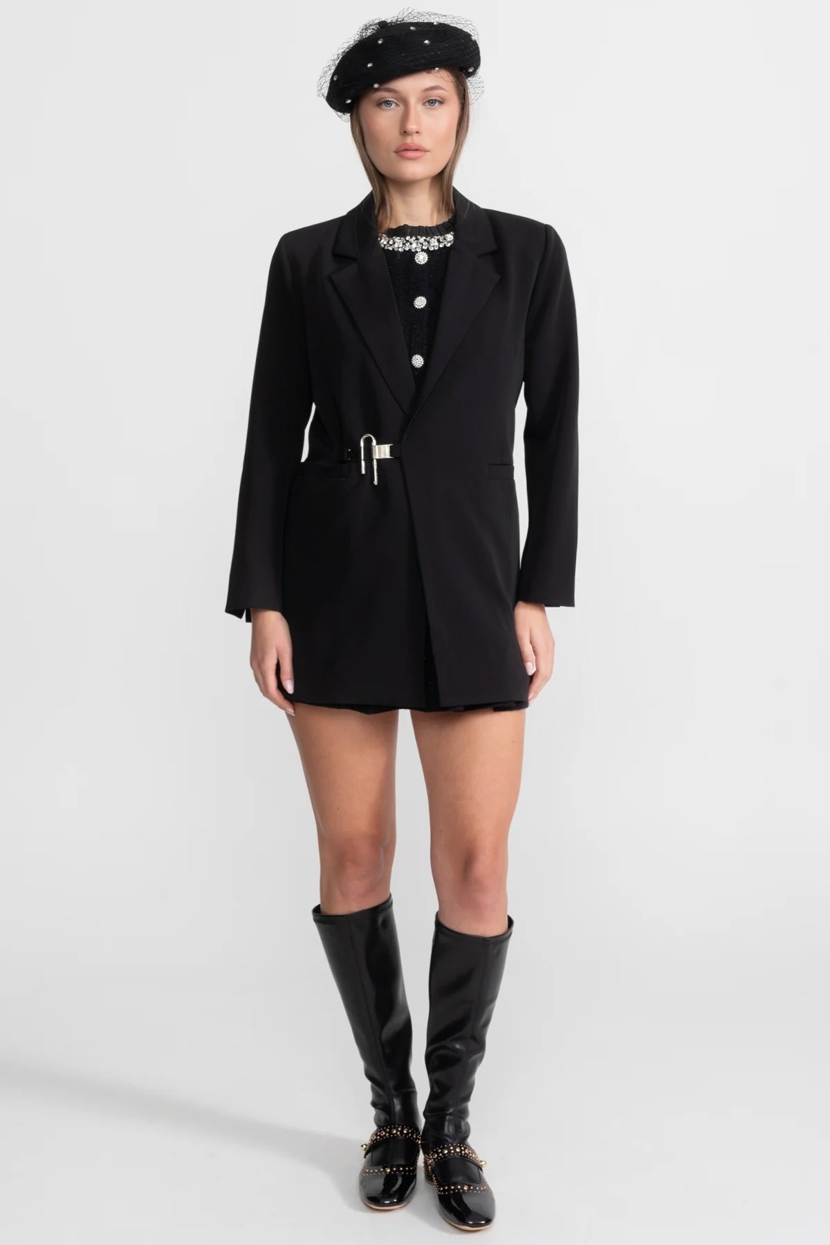 Single-breasted Tailored Belted Blazer – Black