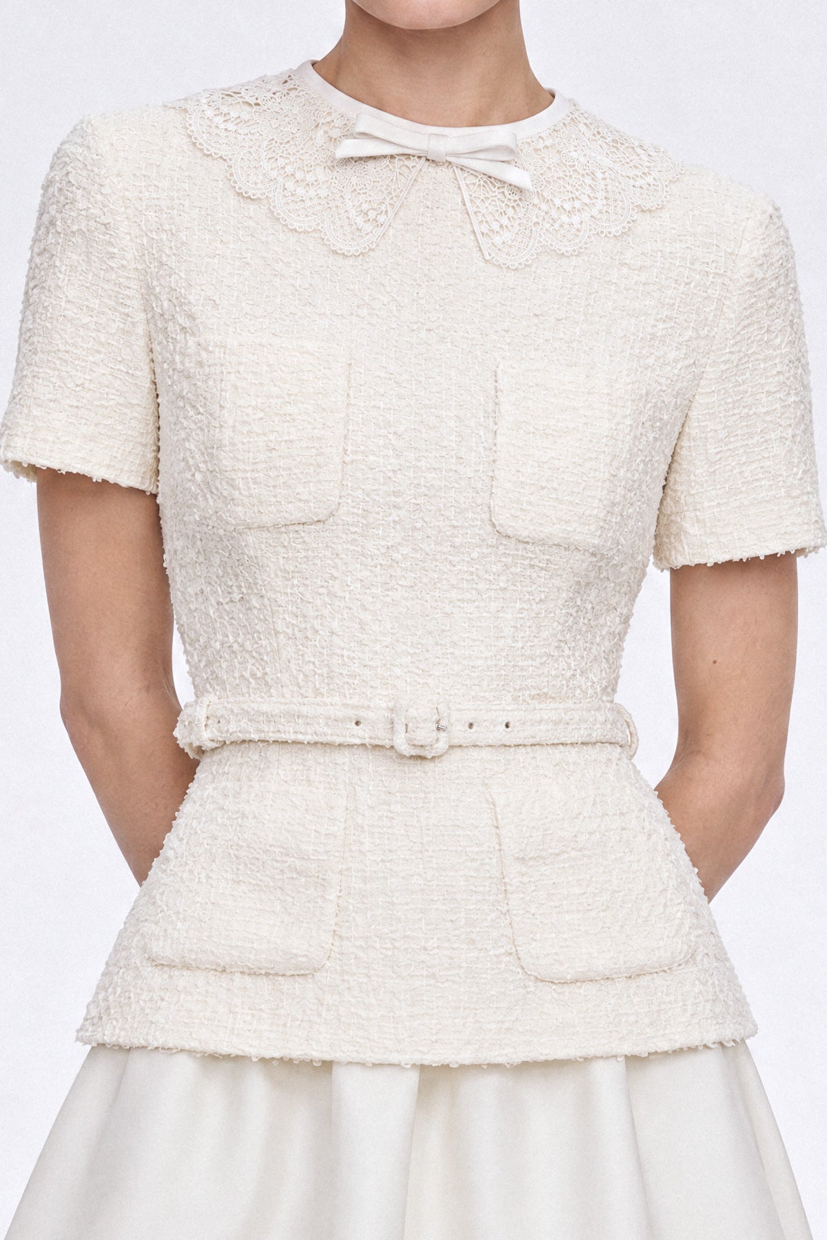 Abito Midi Peplum in Tweed con Colletto in Pizzo - Ivoire 