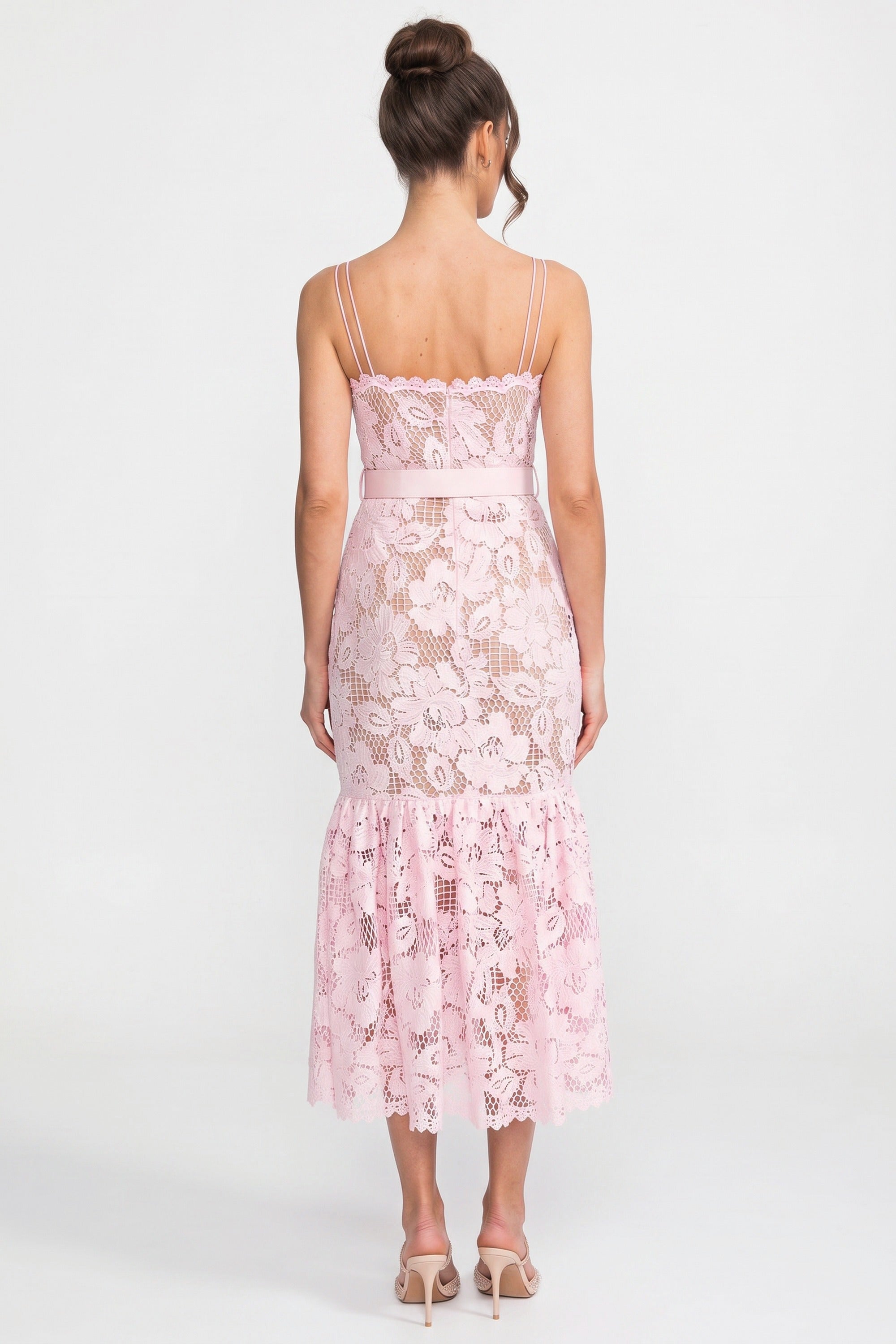 Abito Midi in pizzo con vita cinturata e orlo con balza - Rosa 